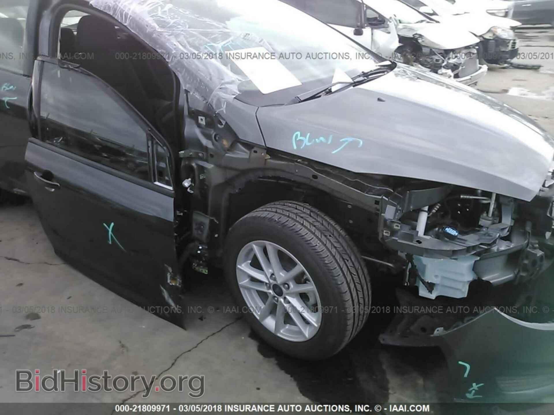 2016 Ford Focus - VIN: 1FADP3F25GL387327 - Фото 6