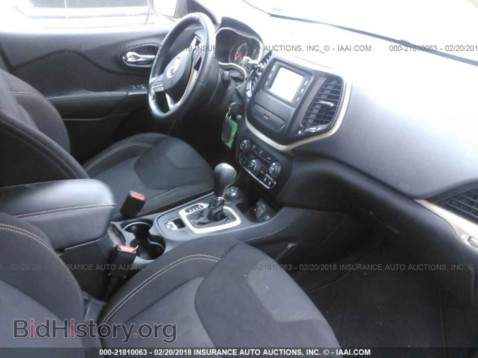 2015 Jeep Cherokee - VIN: 1C4PJMCB6FW744692 - Фото 5