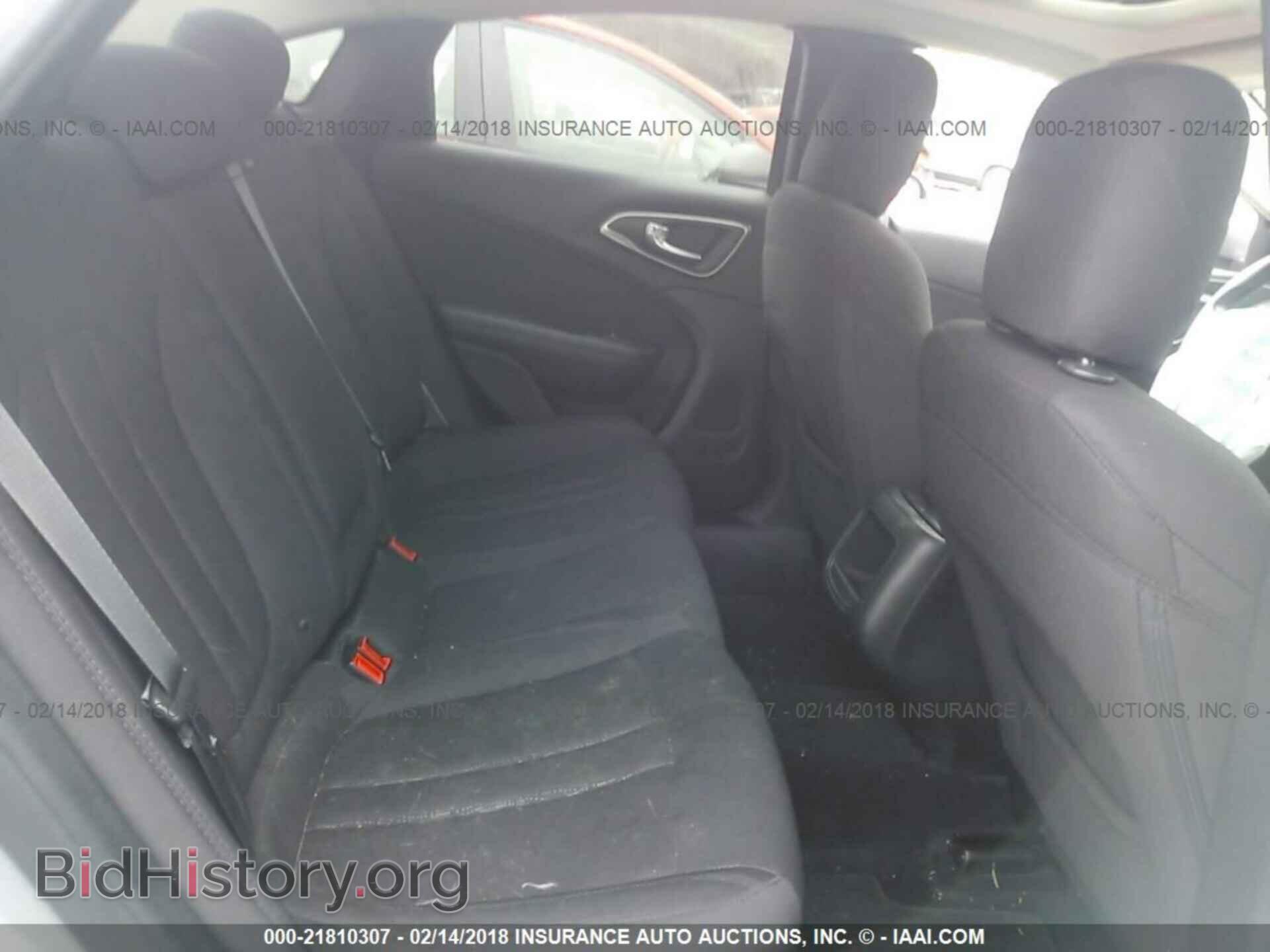 2015 Chrysler 200 - VIN: 1C3CCCAB7FN564749 - Photo 8