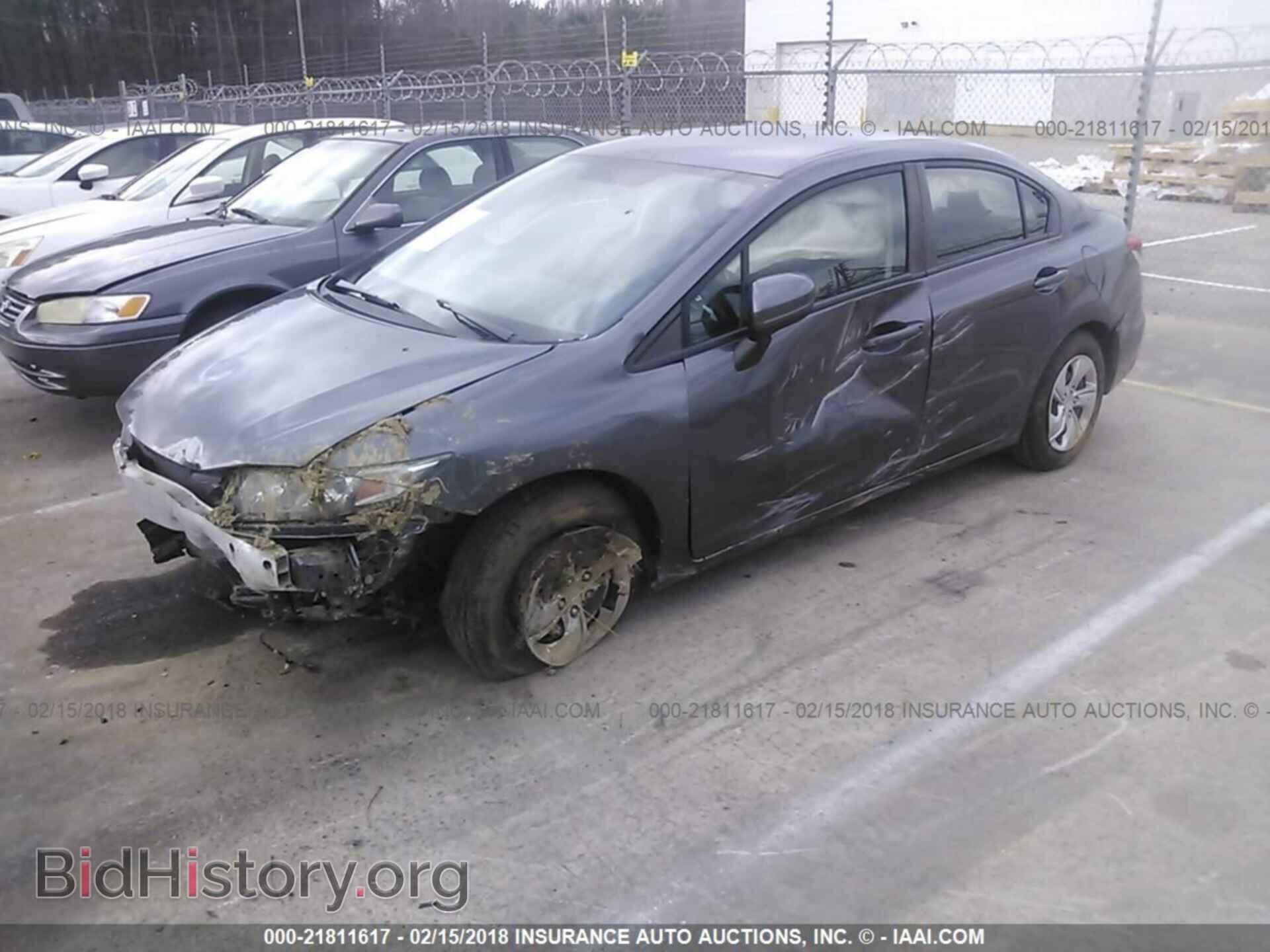 2014 Honda Civic - VIN: 19XFB2F53EE045760 - Photo 2