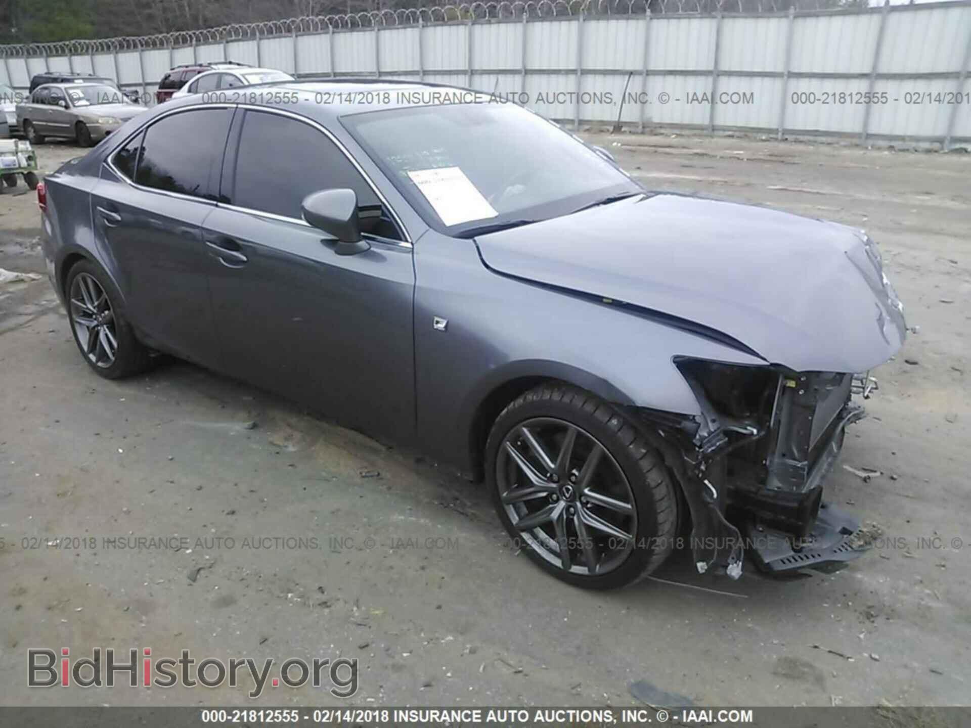 Photo JTHBE1D26F5022610 - Lexus Is 2015