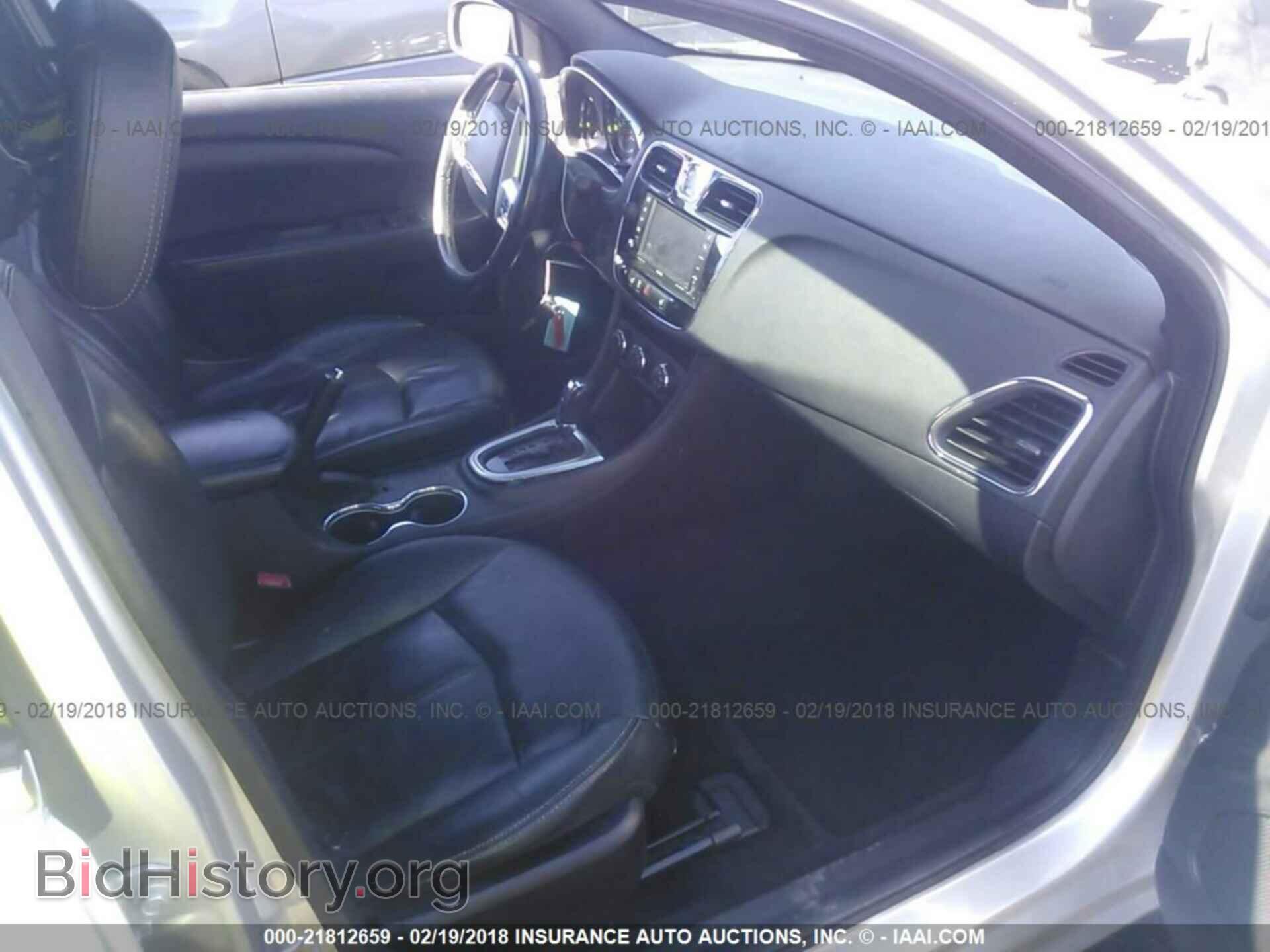 2011 Chrysler 200 - VIN: 1C3BC2FG3BN527508 - Фото 5