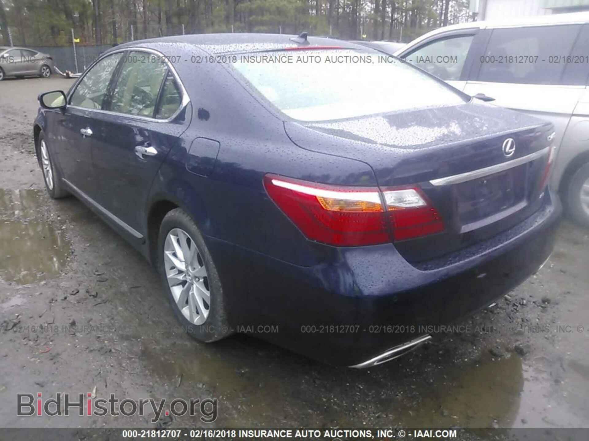 2011 Lexus Ls - VIN: JTHCL5EFXB5011154 - Photo 3