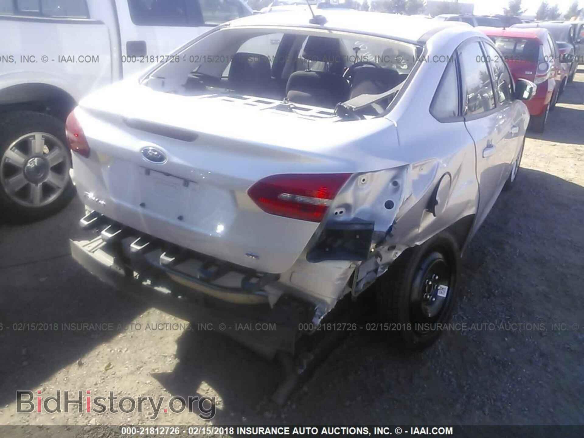 2016 Ford Focus - VIN: 1FADP3F24GL319780 - Фото 6