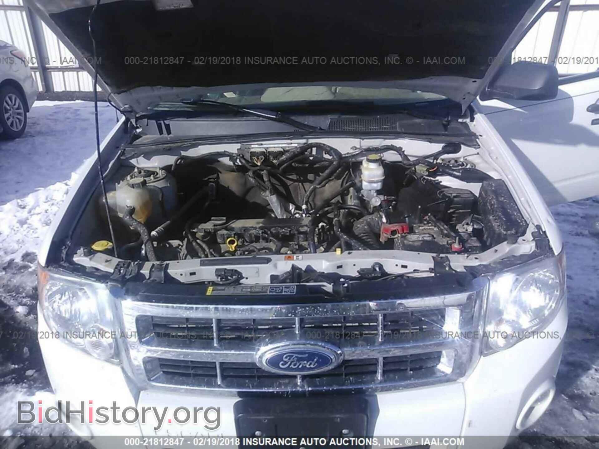 2011 Ford Escape - VIN: 1FMCU0D71BKA58212 - Фото 10