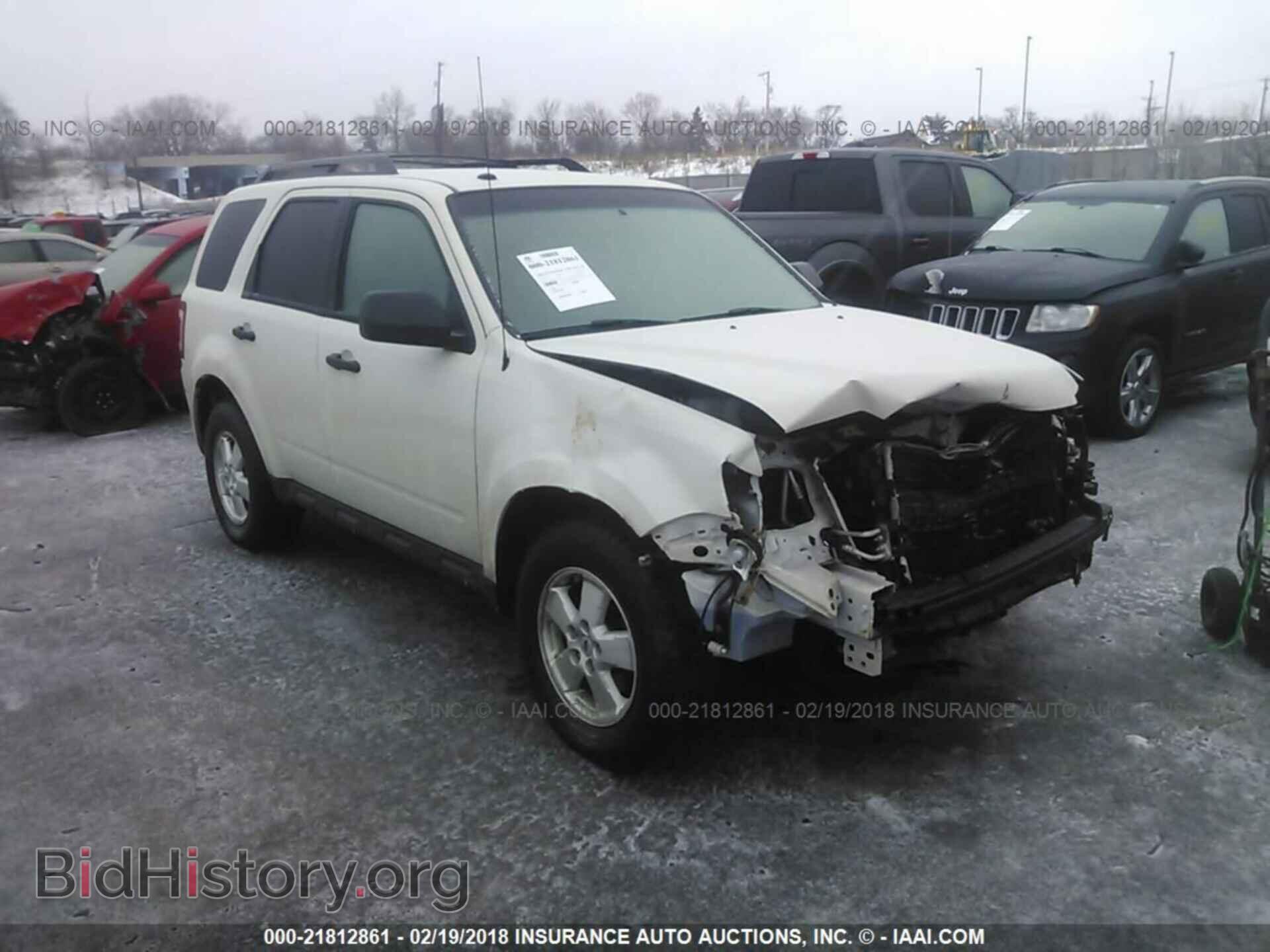 Photo 1FMCU9DG3CKB84707 - Ford Escape 2012