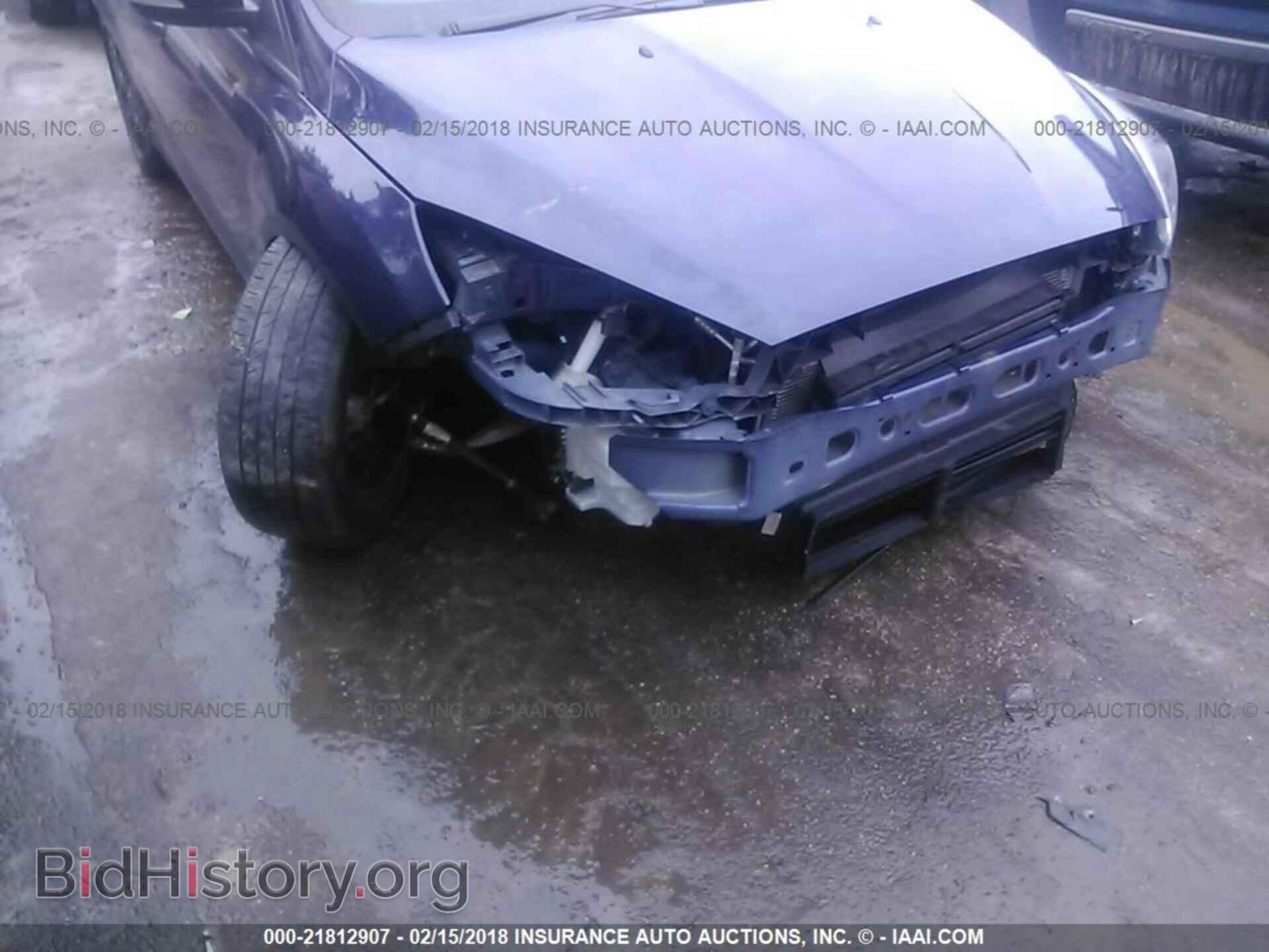2016 Ford Focus - VIN: 1FADP3F26GL342462 - Photo 6