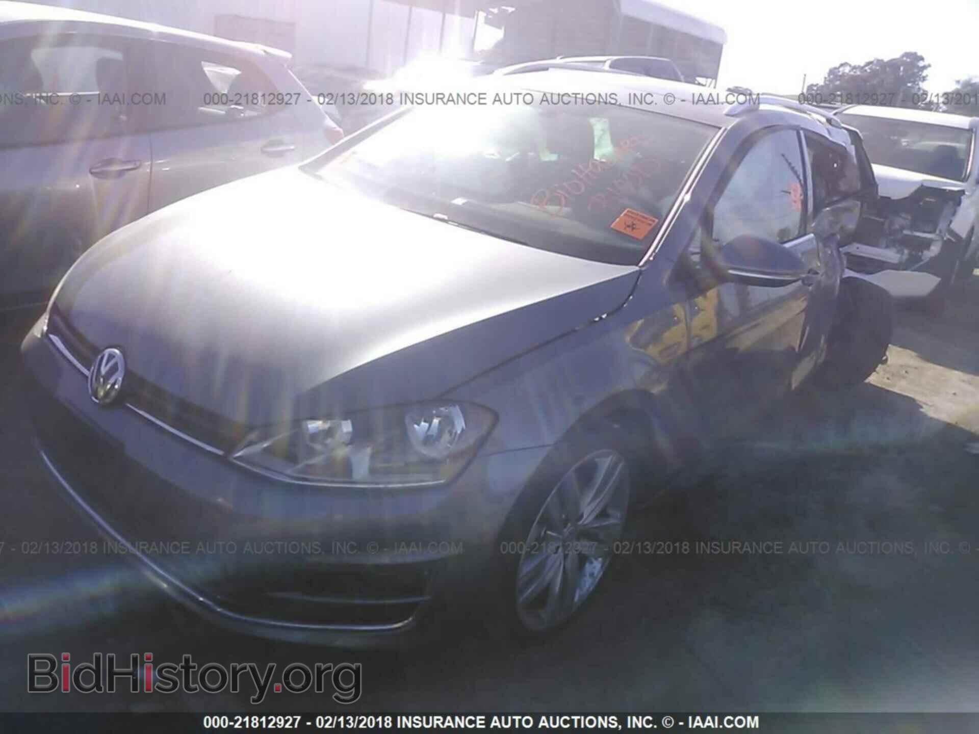 2017 Volkswagen Golf - VIN: 3VWC17AU4HM544446 - Фото 2