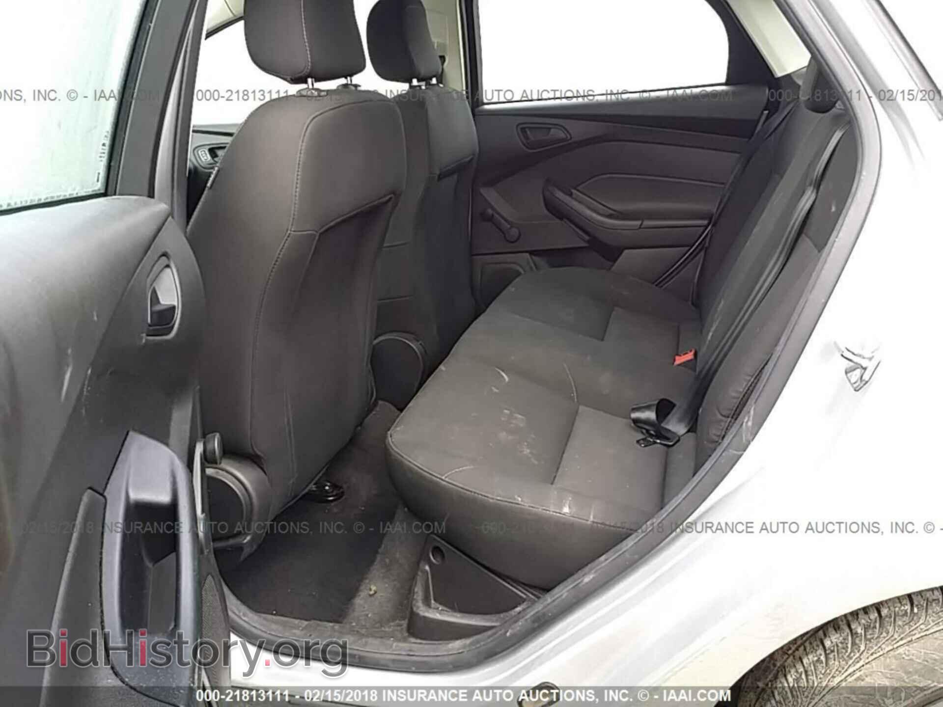2016 Ford Focus - VIN: 1FADP3E23GL313664 - Photo 8