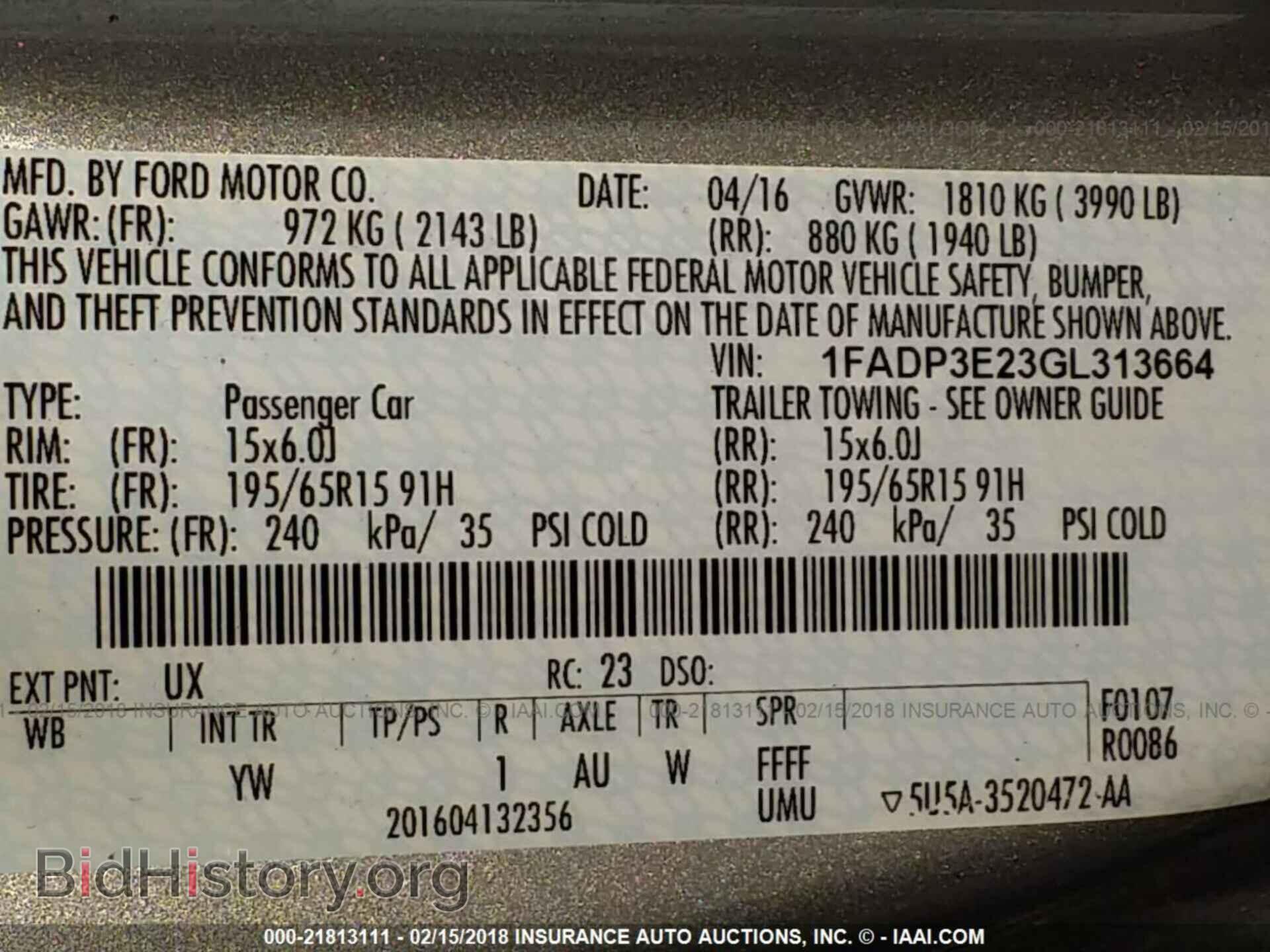 2016 Ford Focus - VIN: 1FADP3E23GL313664 - Photo 9