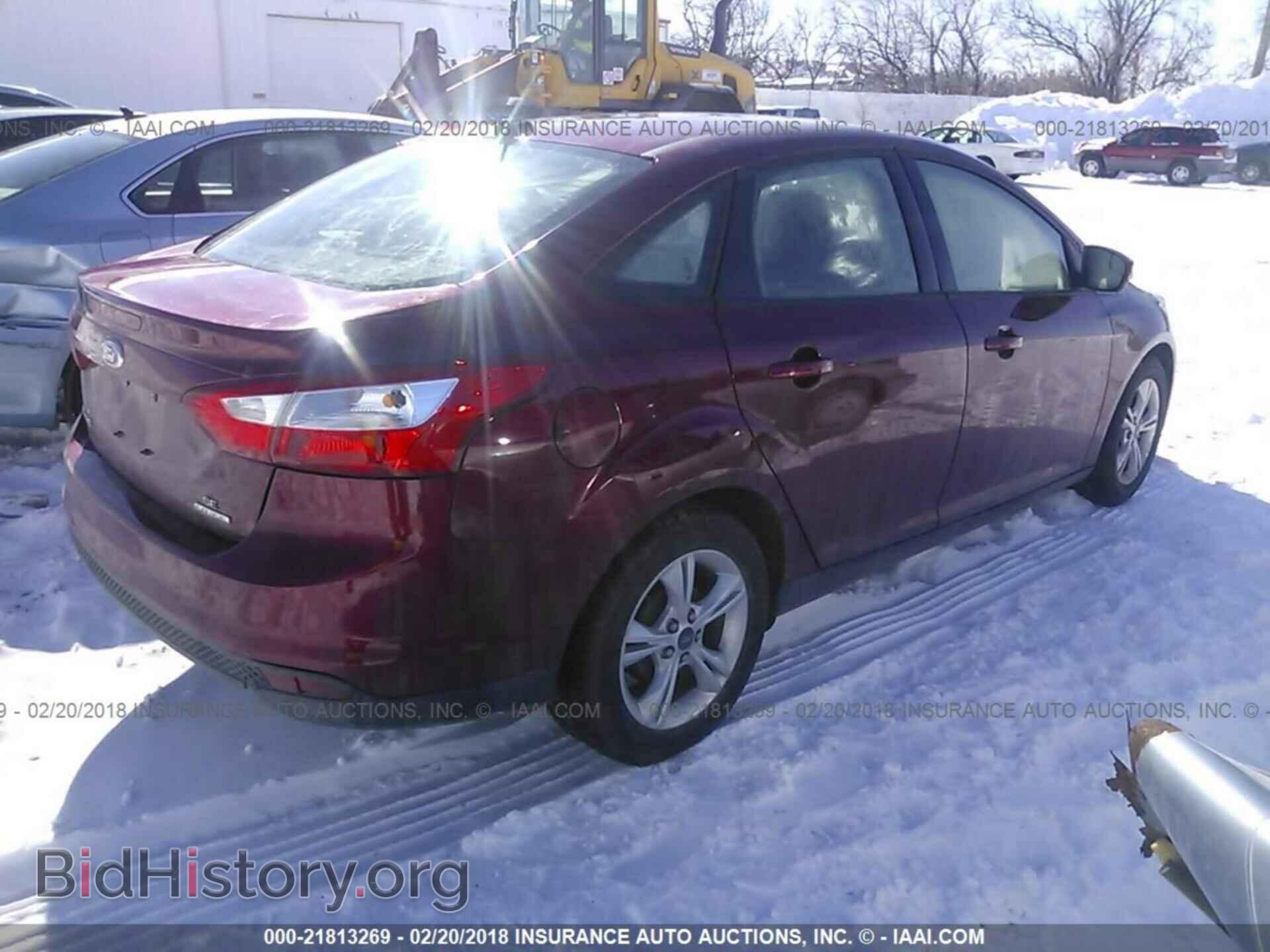 2013 Ford Focus - VIN: 1FADP3F2XDL284870 - Photo 4