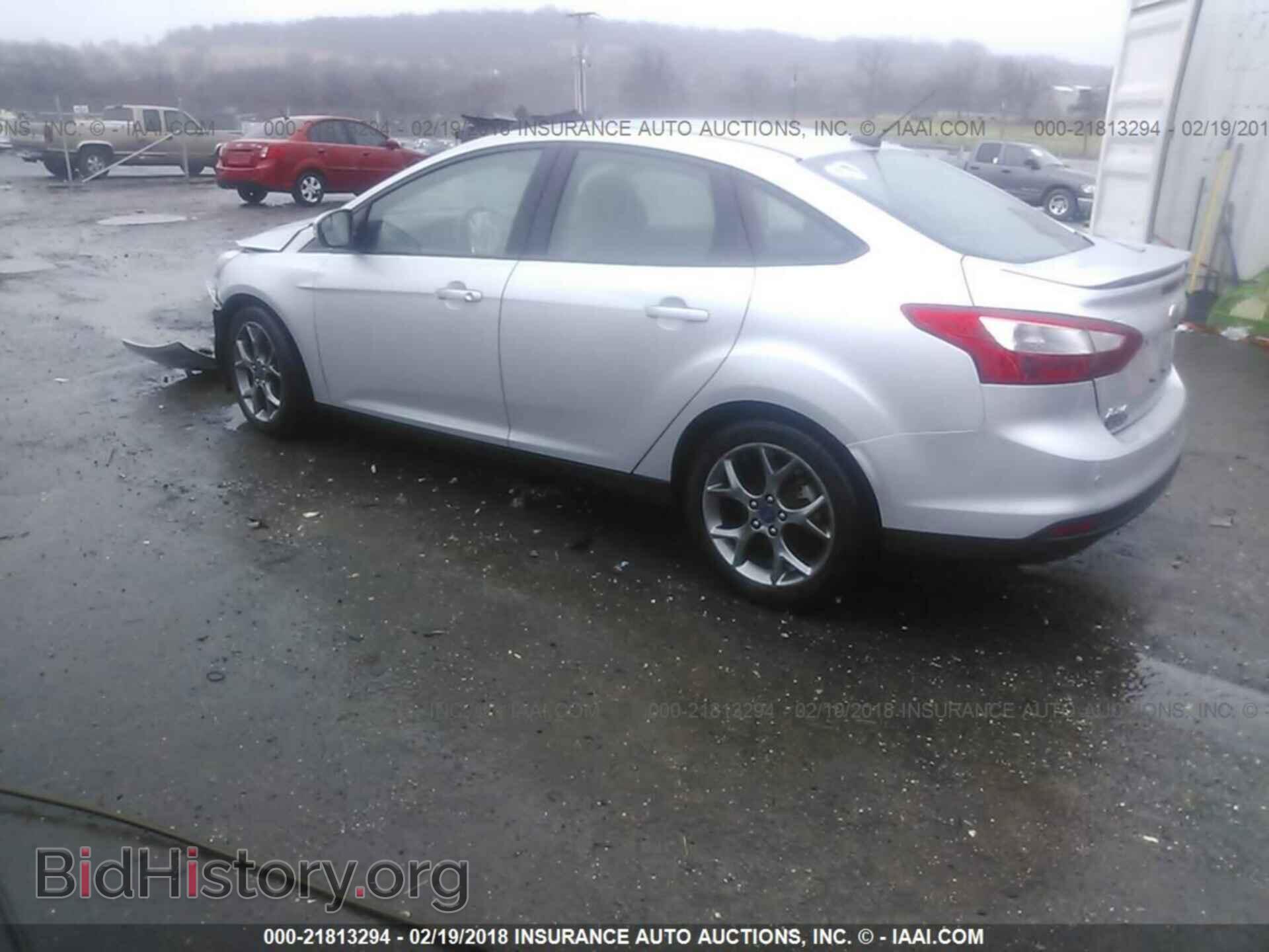 2013 Ford Focus - VIN: 1FADP3F25DL381605 - Photo 3