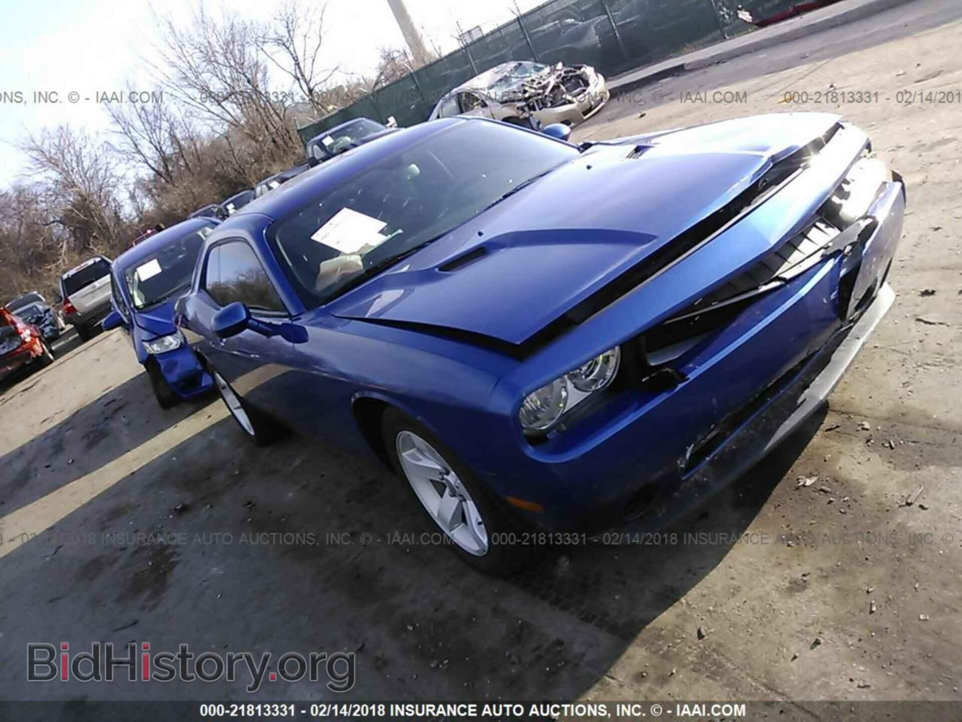 Photo 2C3CDYAGXCH257750 - Dodge Challenger 2012