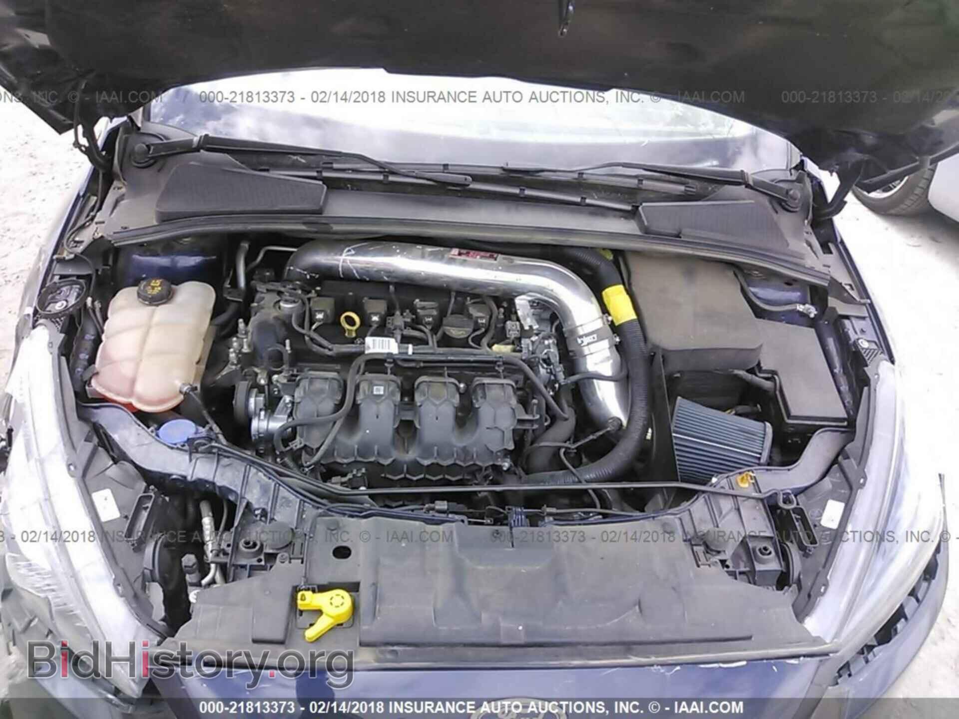 2016 Ford Focus - VIN: 1FADP3L93GL395587 - Photo 10