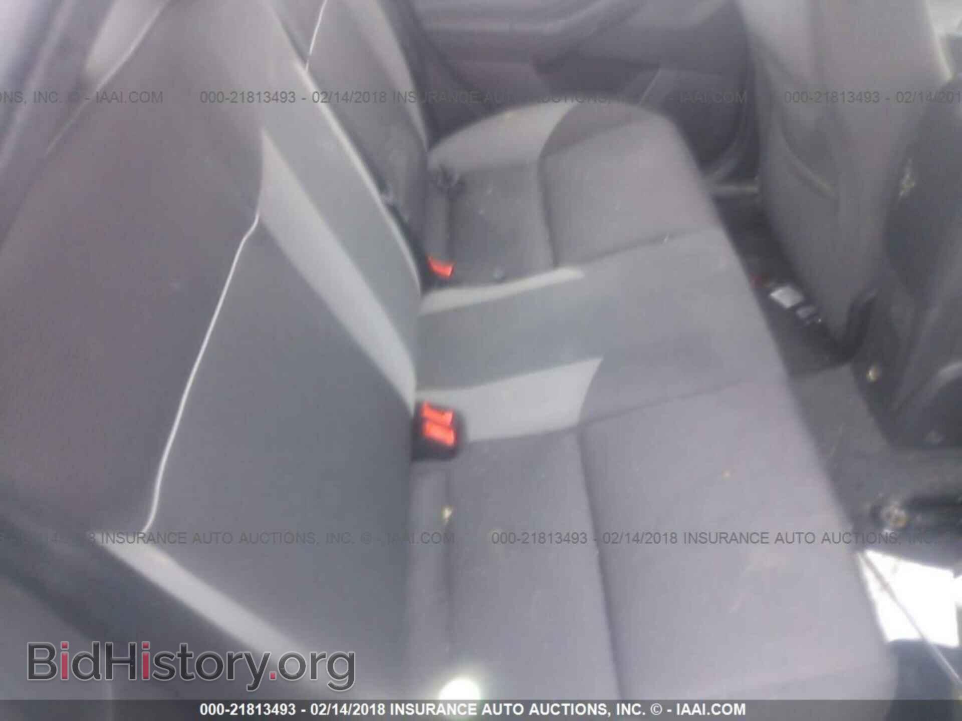 2013 Ford Focus - VIN: 1FADP3F2XDL261489 - Photo 8