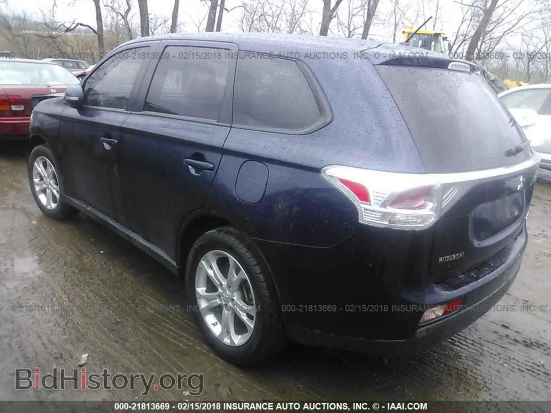 2014 Mitsubishi Outlander - VIN: JA4AD3A38EZ019220 - Фото 3