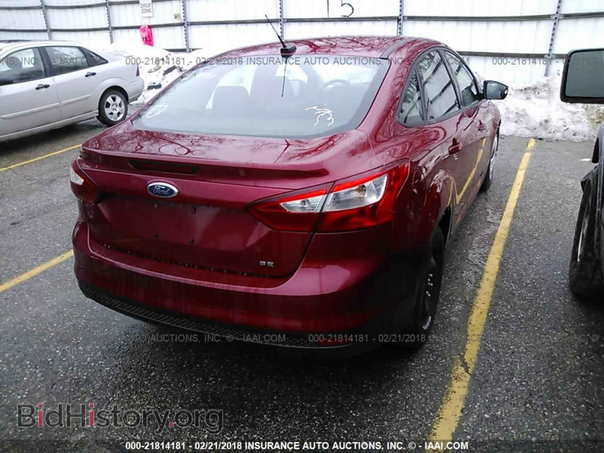 2012 Ford Focus - VIN: 1FAHP3F22CL300706 - Фото 4