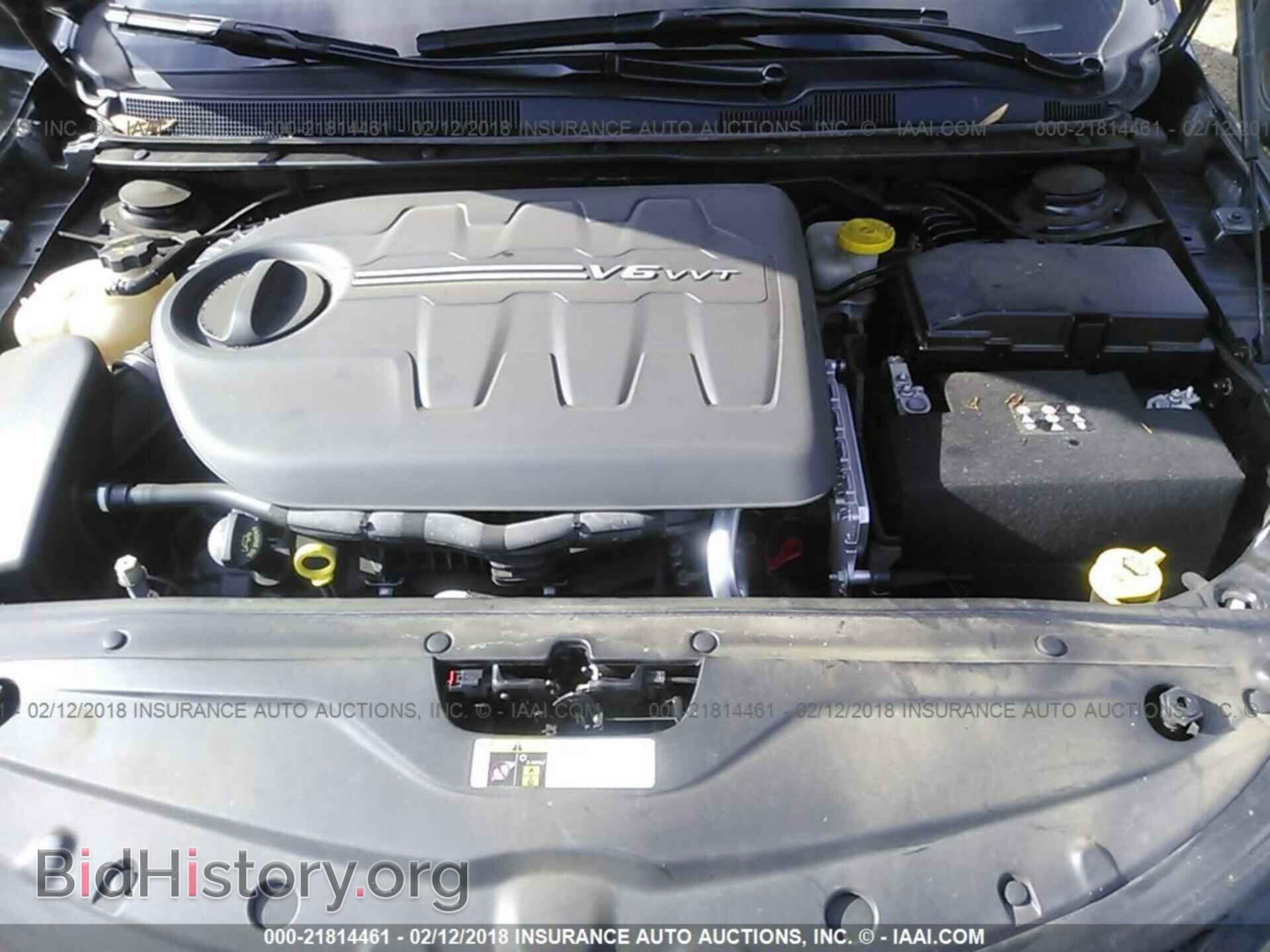 2016 Chrysler 200 - VIN: 1C3CCCBG8GN145885 - Фото 10