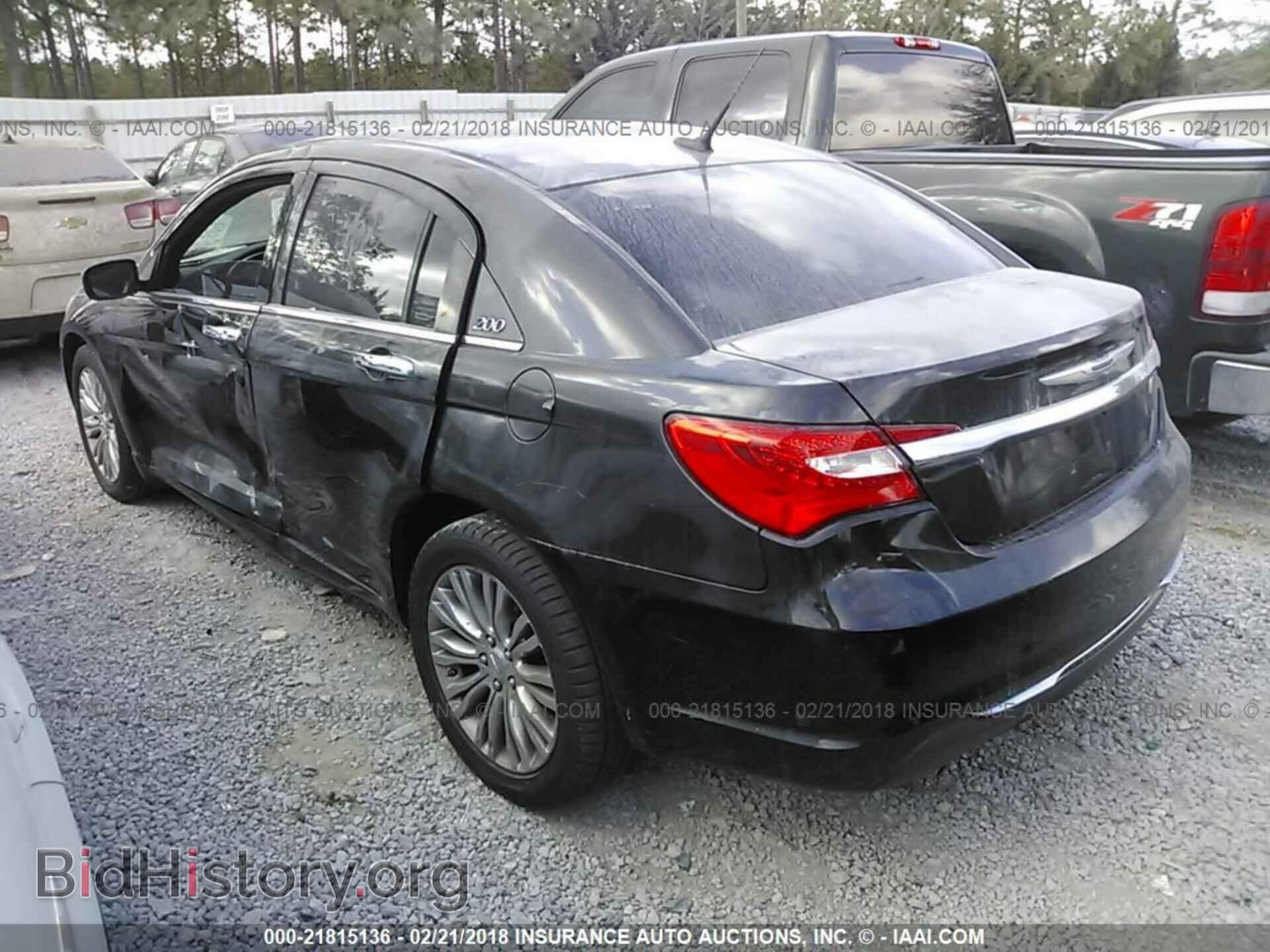 2011 Chrysler 200 - VIN: 1C3BC2FG6BN505079 - Photo 3