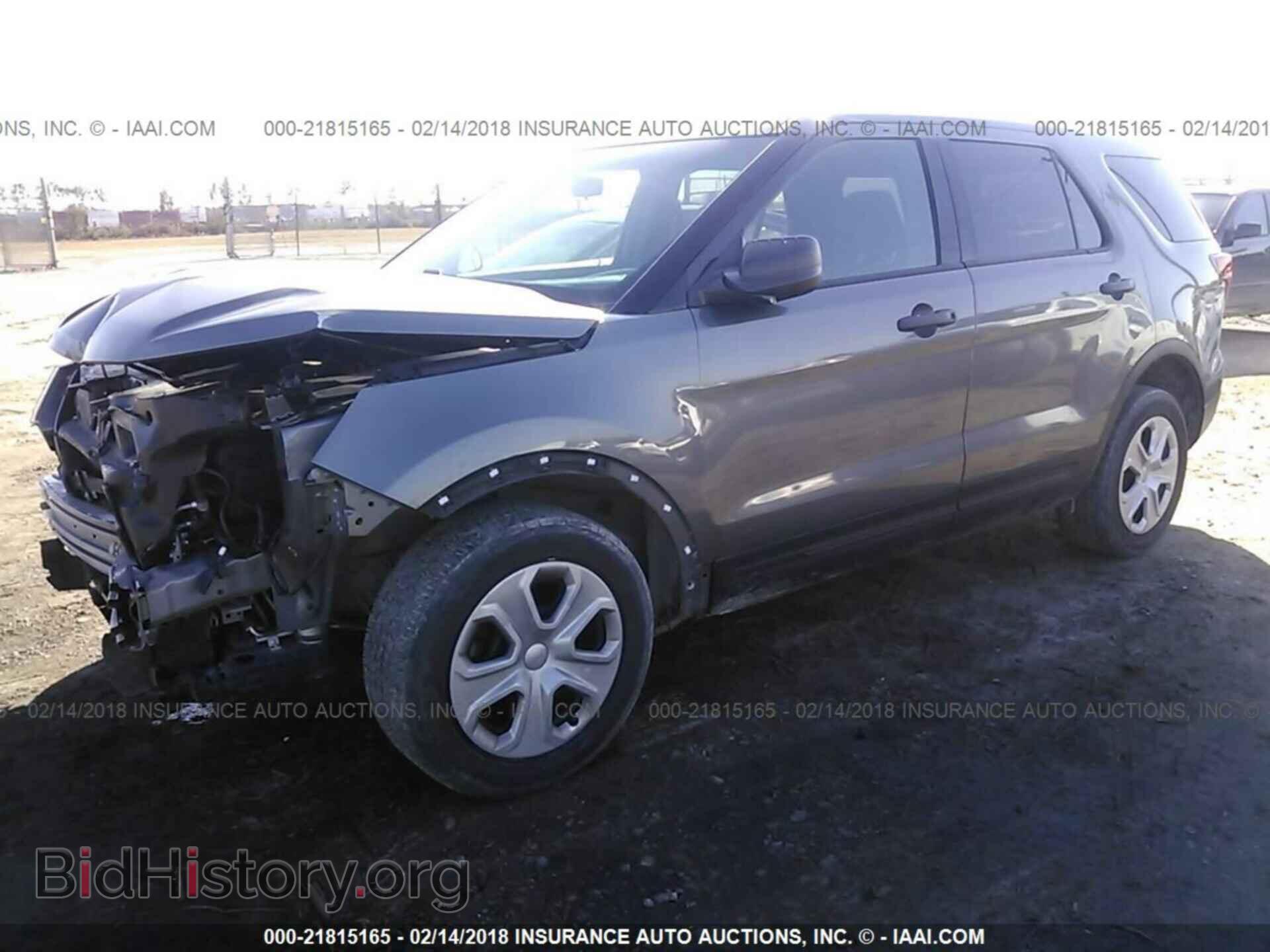 2016 Ford Explorer - VIN: 1FM5K8AR7GGA63847 - Фото 2