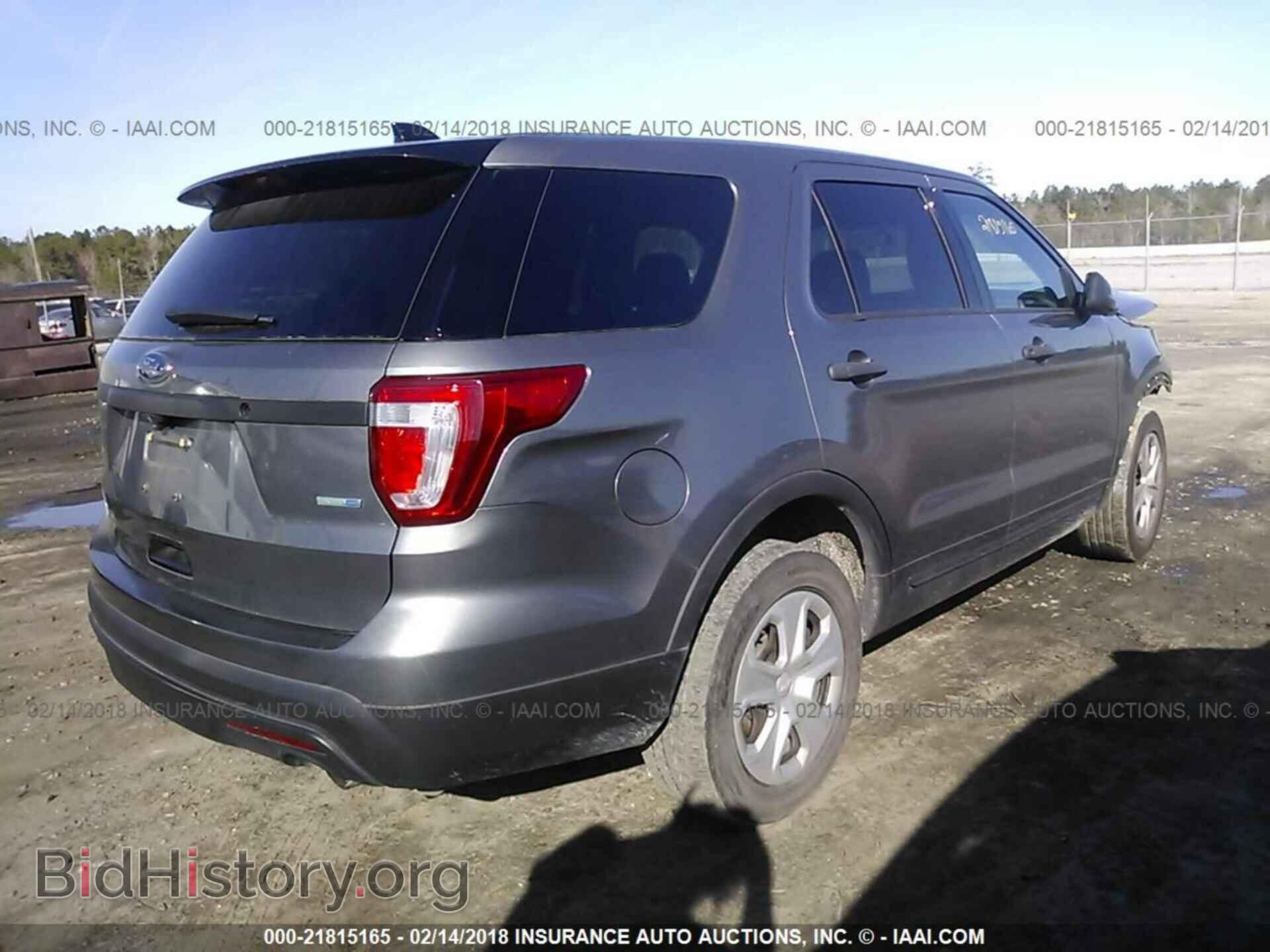 2016 Ford Explorer - VIN: 1FM5K8AR7GGA63847 - Фото 4