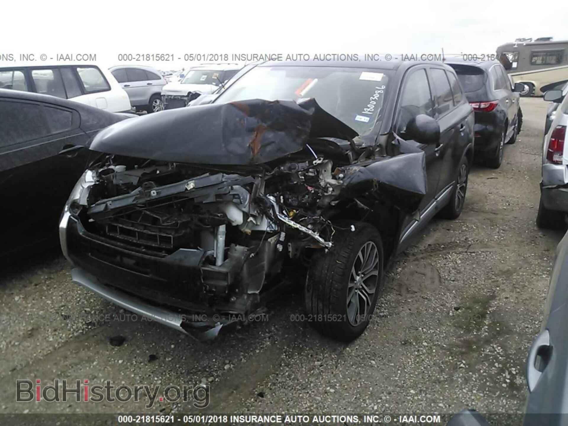 2017 Mitsubishi Outlander - VIN: JA4AD2A31HZ063901 - Фото 2