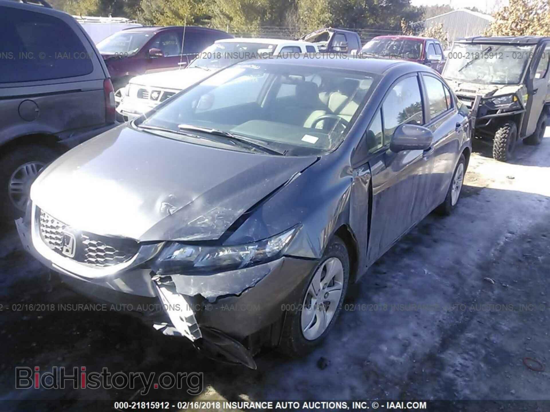 2014 Honda Civic - VIN: 19XFB2F52EE011387 - Фото 2