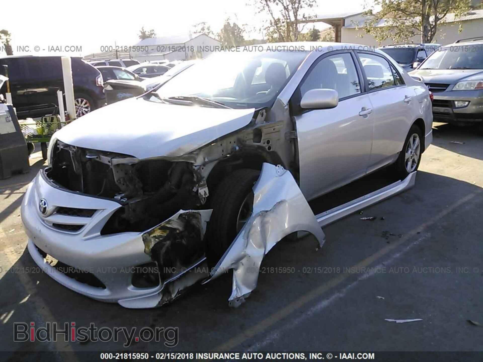 2011 Toyota Corolla - VIN: 2T1BU4EEXBC631002 - Photo 2