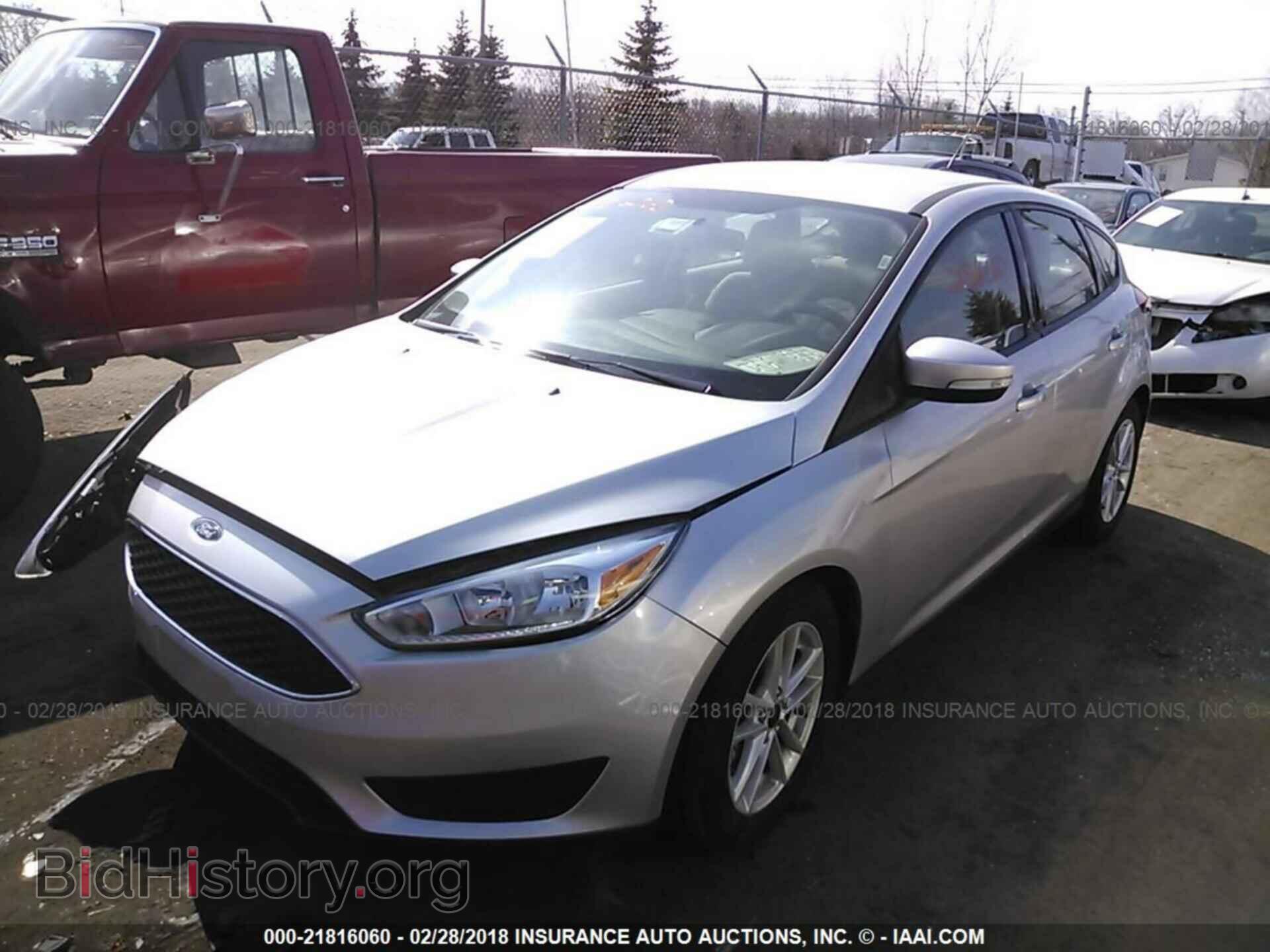 2017 Ford Focus - VIN: 1FADP3K27HL248551 - Photo 2
