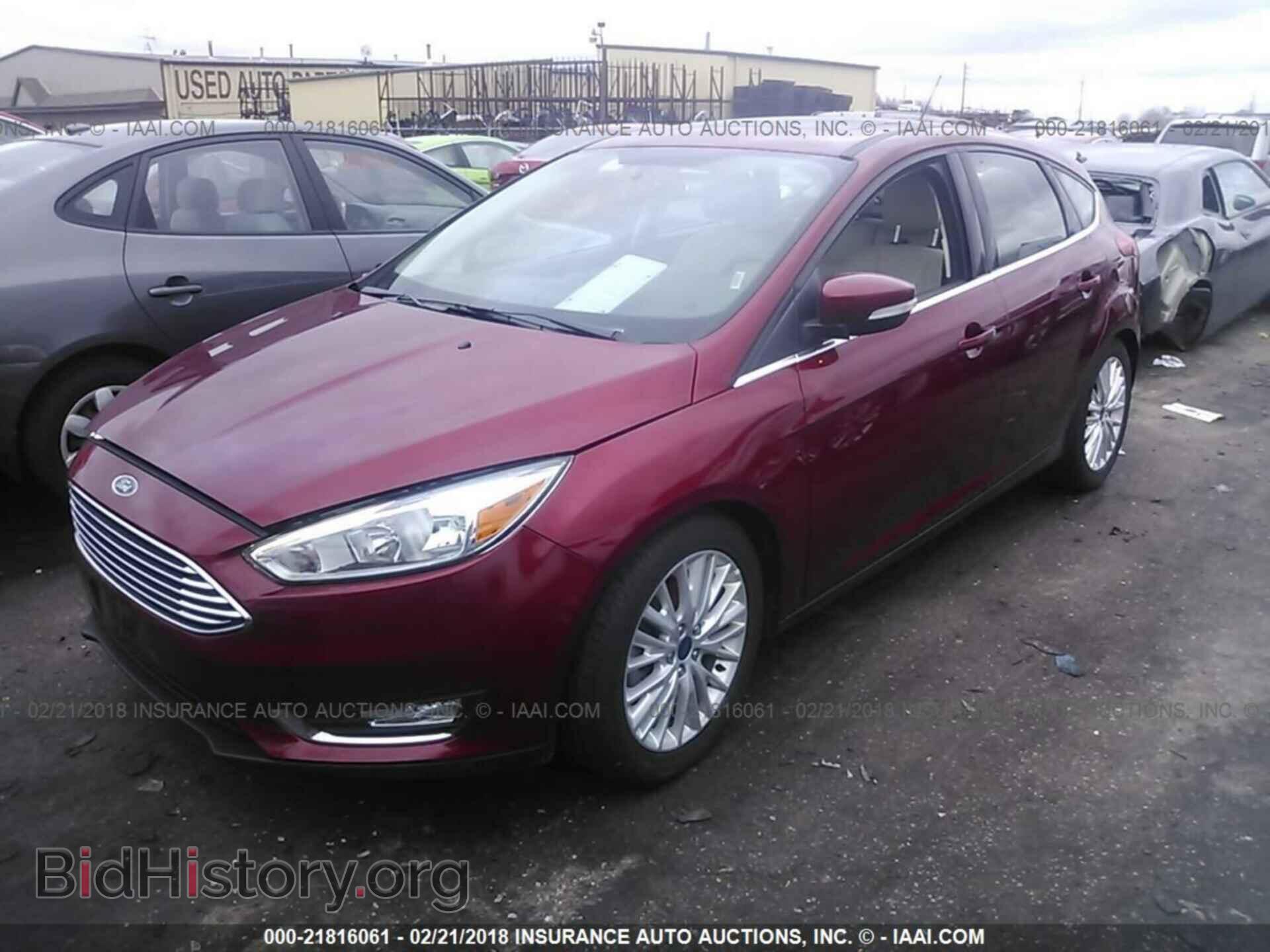 2017 Ford Focus - VIN: 1FADP3N29HL287234 - Photo 2