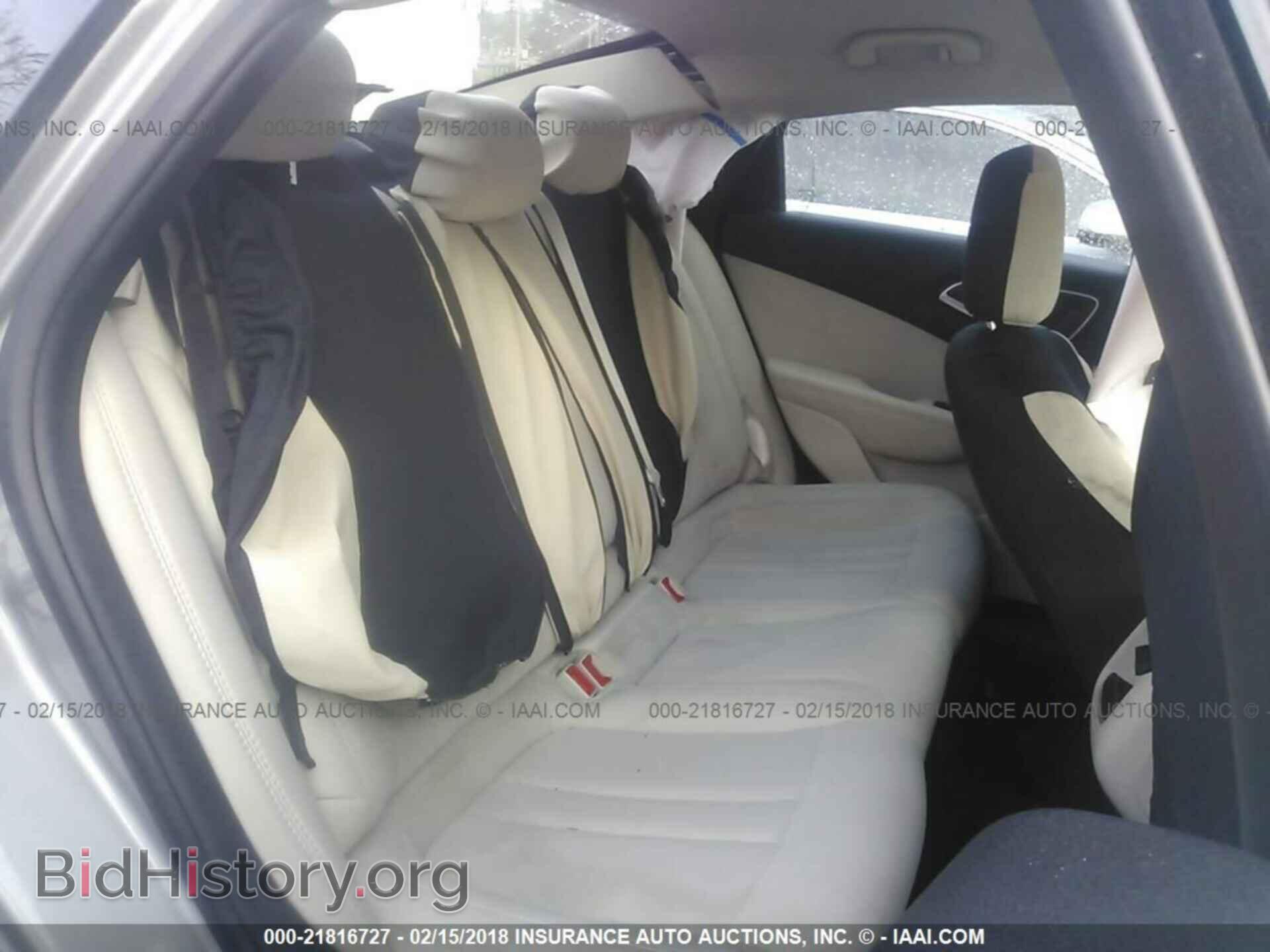 2016 Chrysler 200 - VIN: 1C3CCCAB9GN154648 - Photo 8