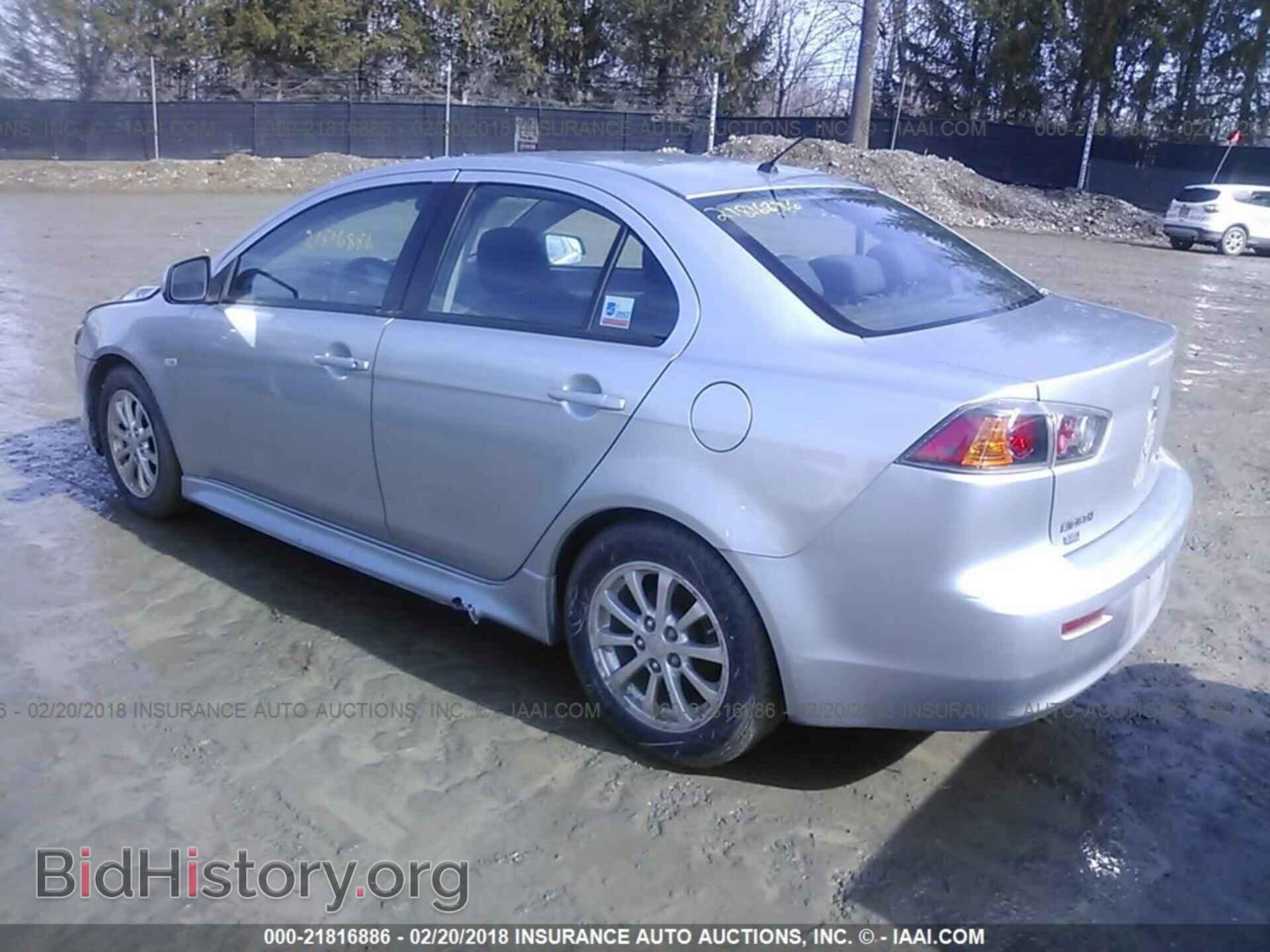 2012 Mitsubishi Lancer - VIN: JA32V2FW2CU018061 - Фото 3