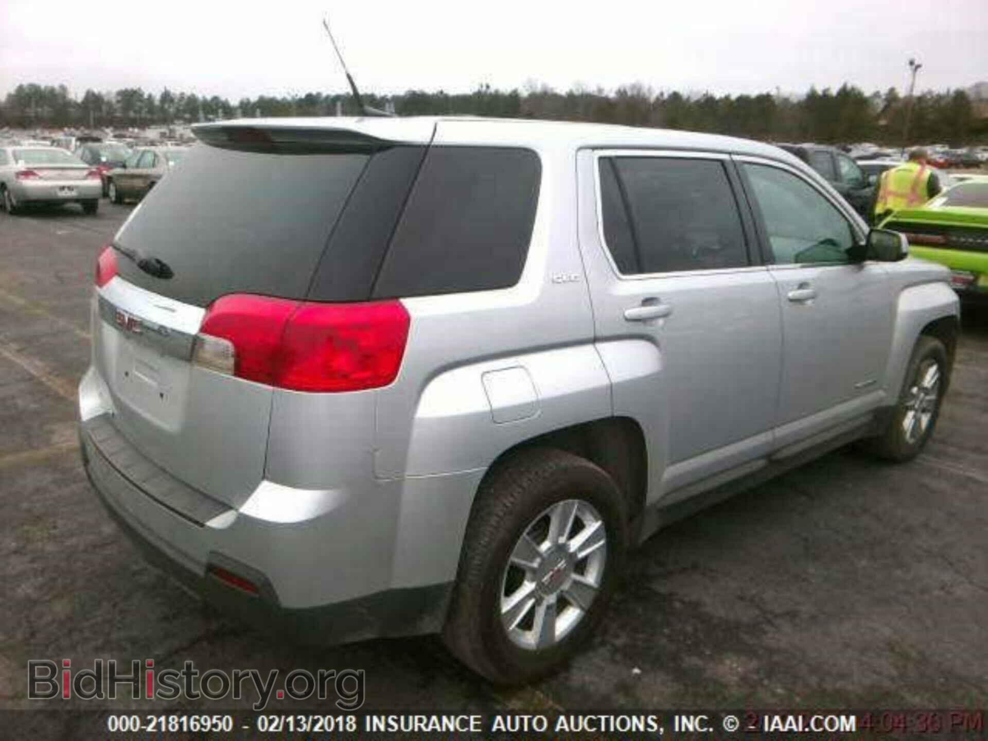 2011 Gmc Terrain - VIN: 2CTALMEC4B6444504 - Photo 2