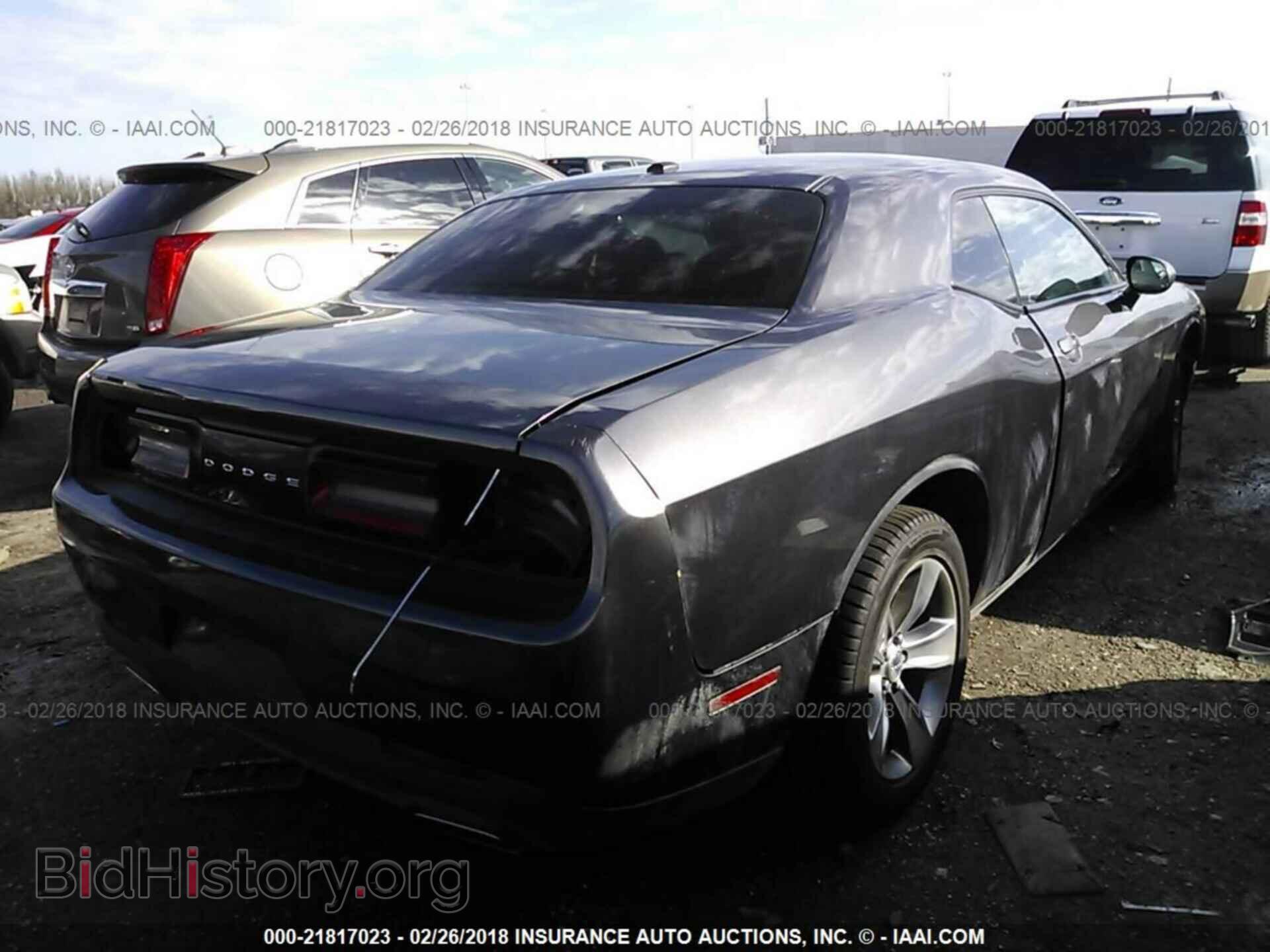2016 Dodge Challenger - VIN: 2C3CDZAG9GH183782 - Photo 4