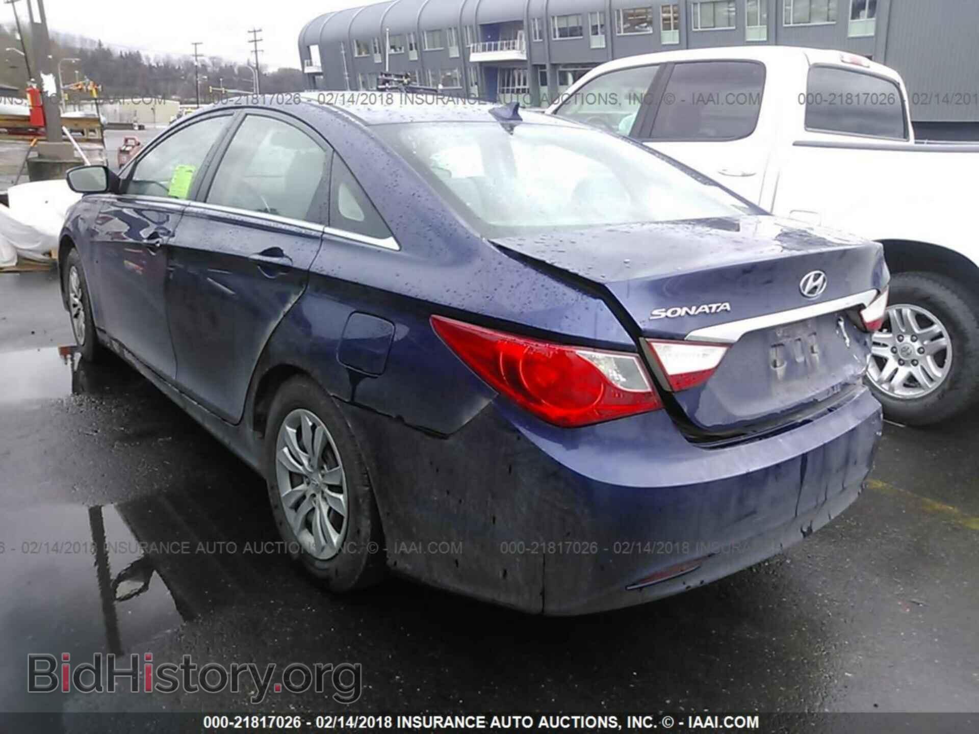 2012 Hyundai Sonata - VIN: 5NPEB4AC3CH334420 - Фото 3