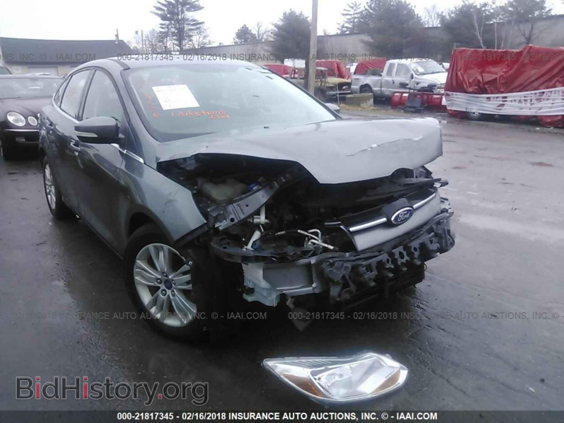 Photo 1FAHP3H26CL200346 - Ford Focus 2012