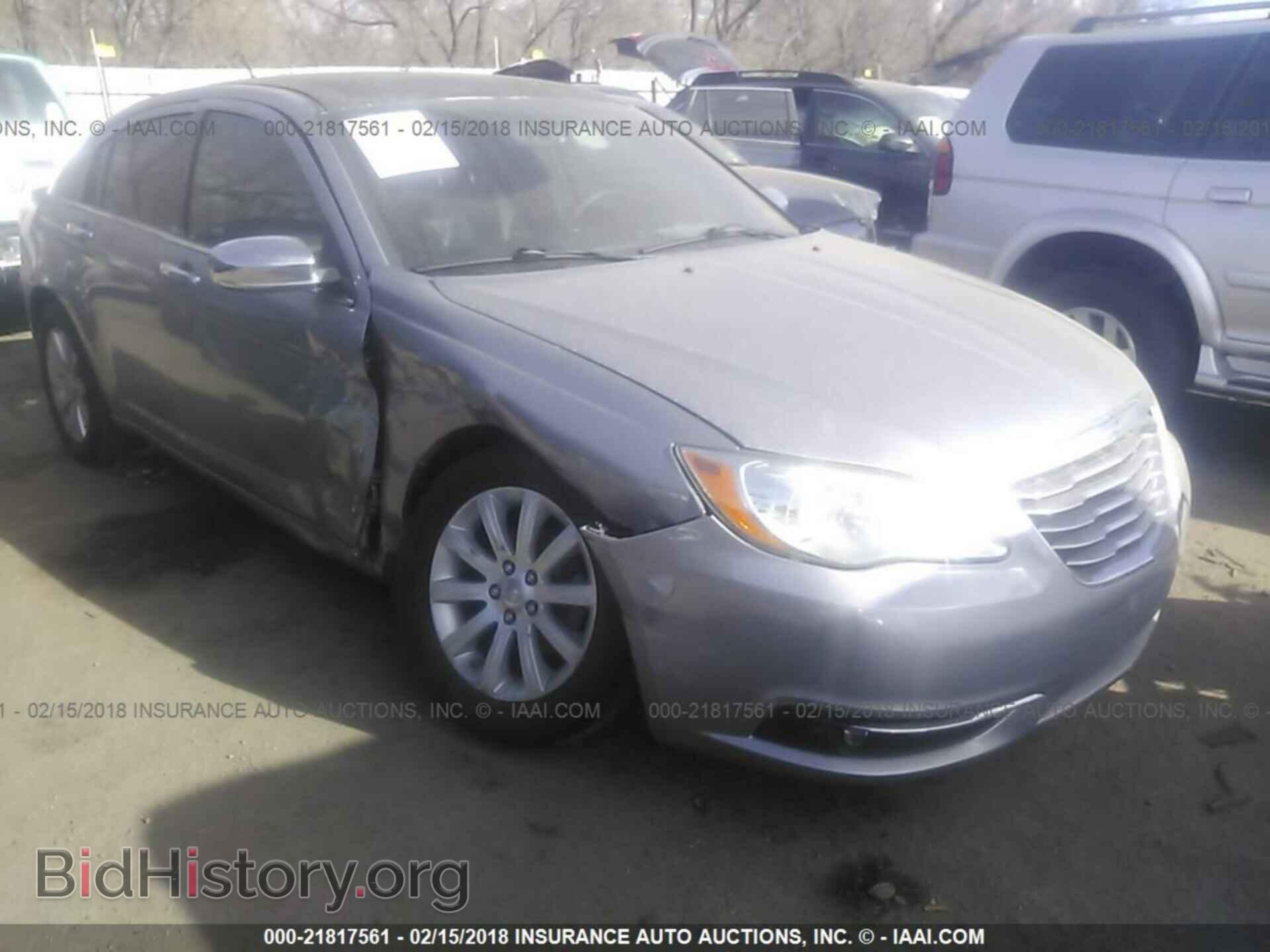 Photo 1C3CCBCG2DN526152 - Chrysler 200 2013