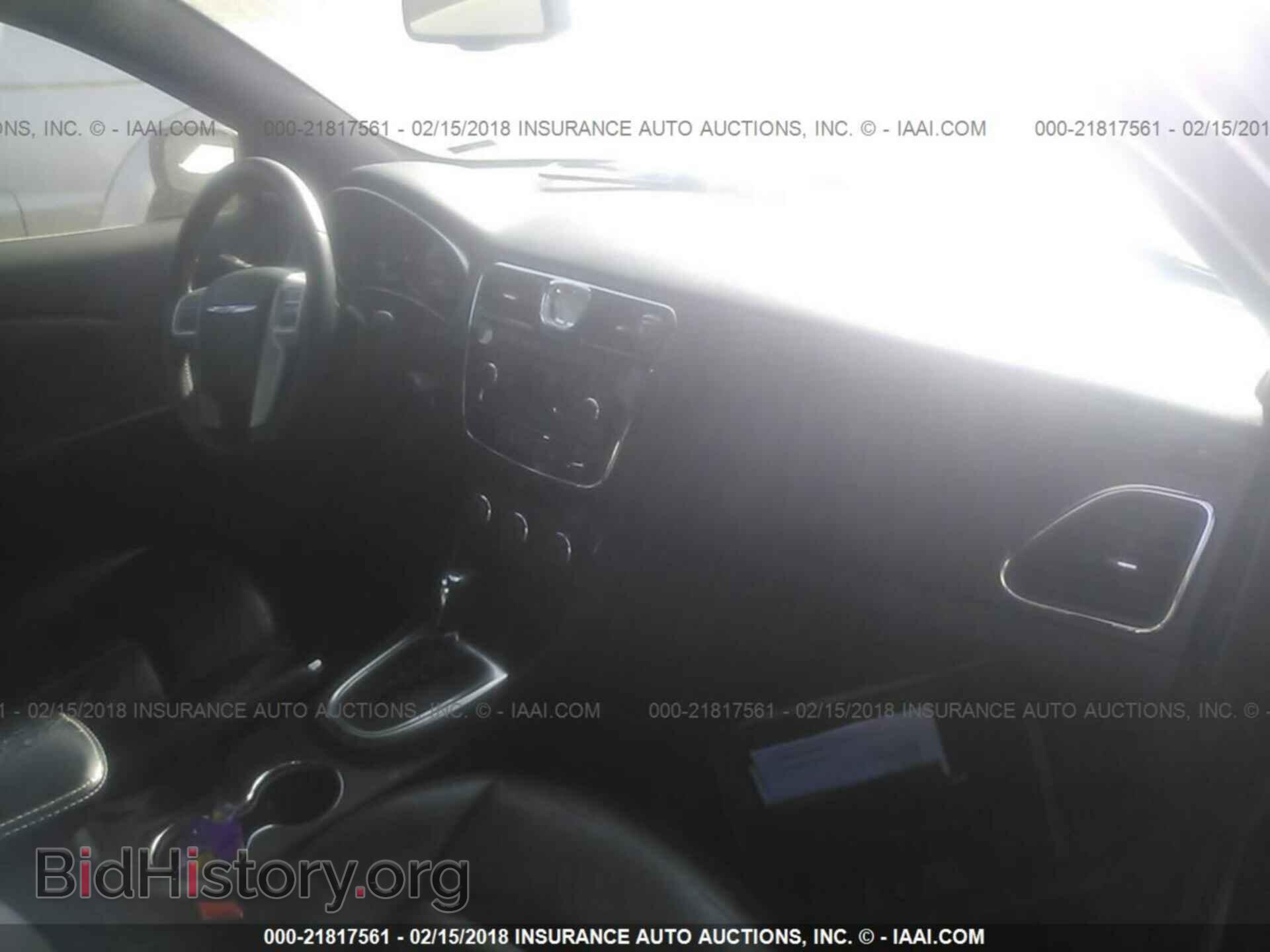 2013 Chrysler 200 - VIN: 1C3CCBCG2DN526152 - Photo 5