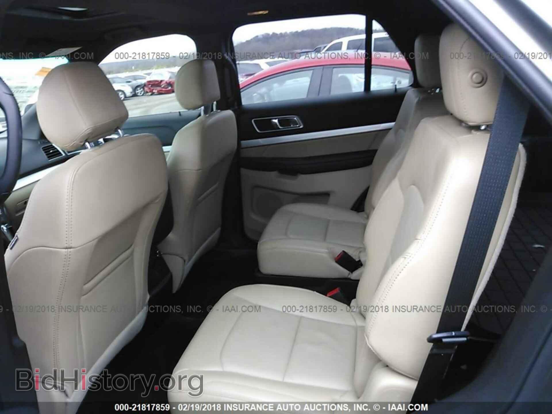 2017 Ford Explorer - VIN: 1FM5K7D8XHGA75005 - Photo 8