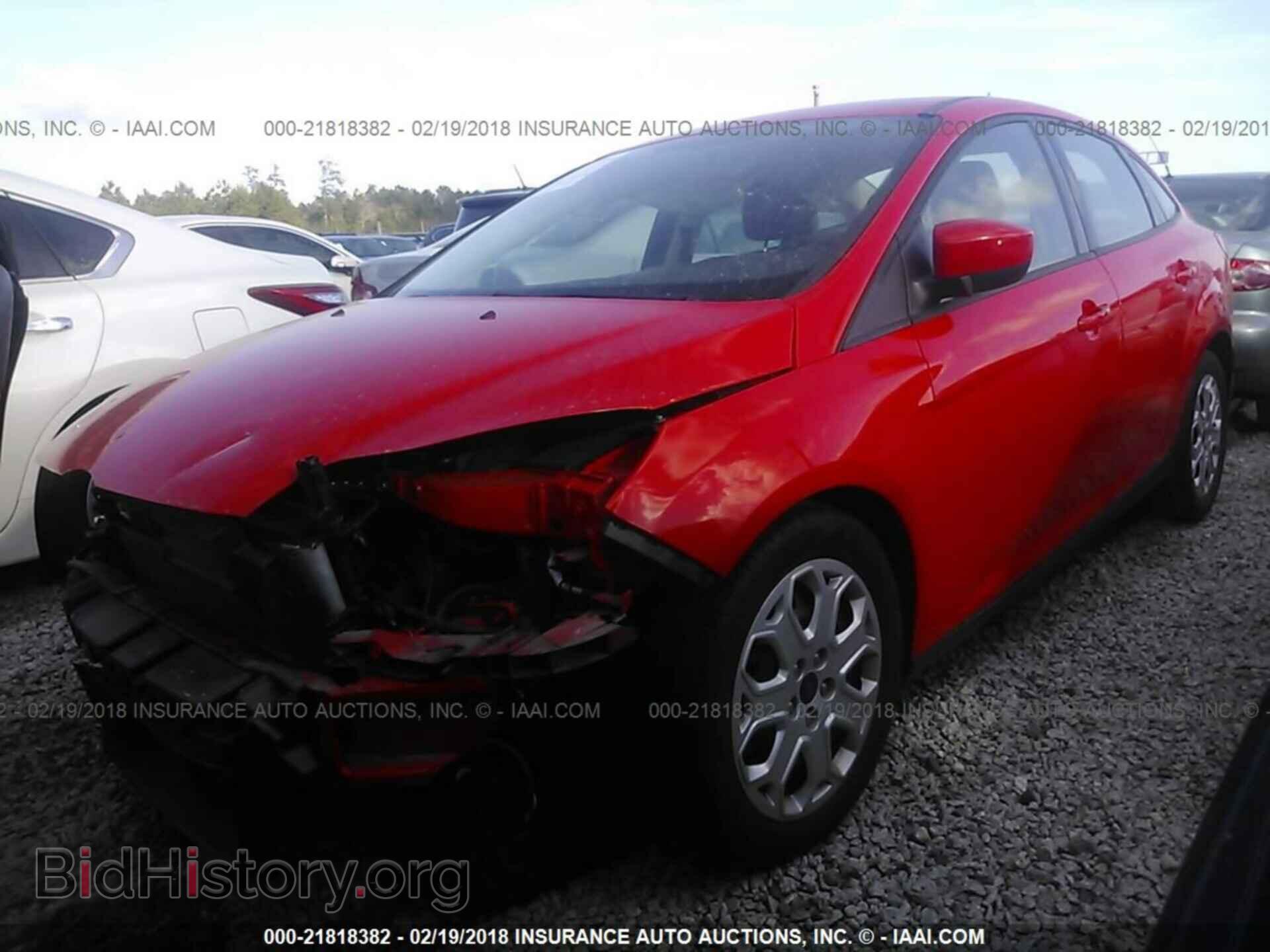 2012 Ford Focus - VIN: 1FAHP3F20CL219624 - Photo 2