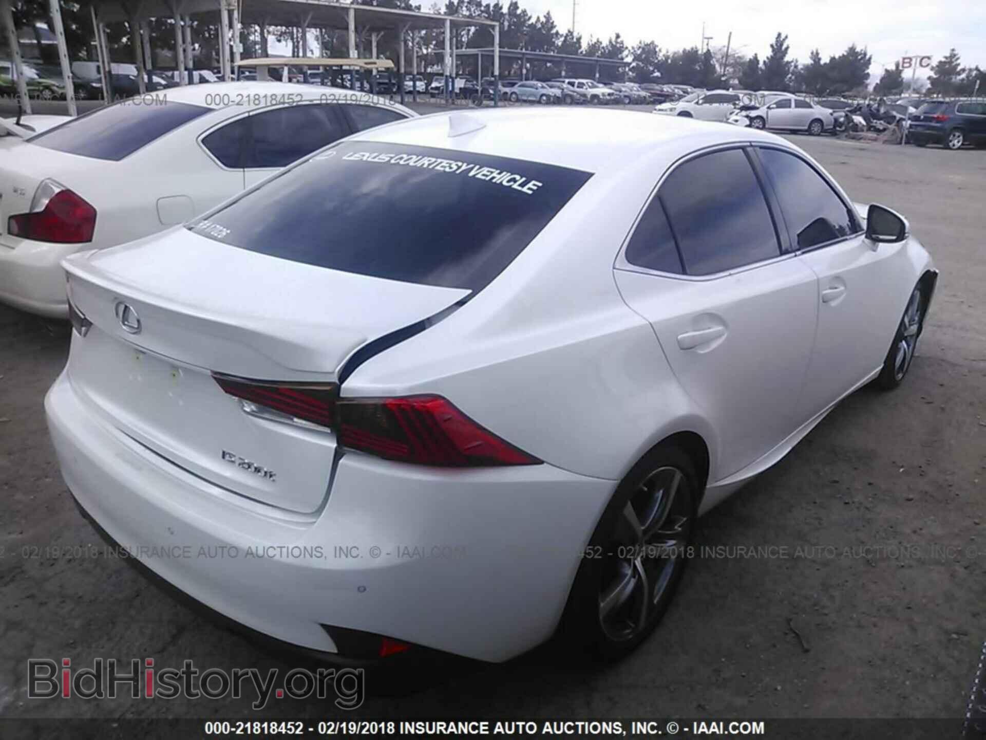2017 Lexus Is - VIN: JTHBA1D24H5046385 - Фото 4