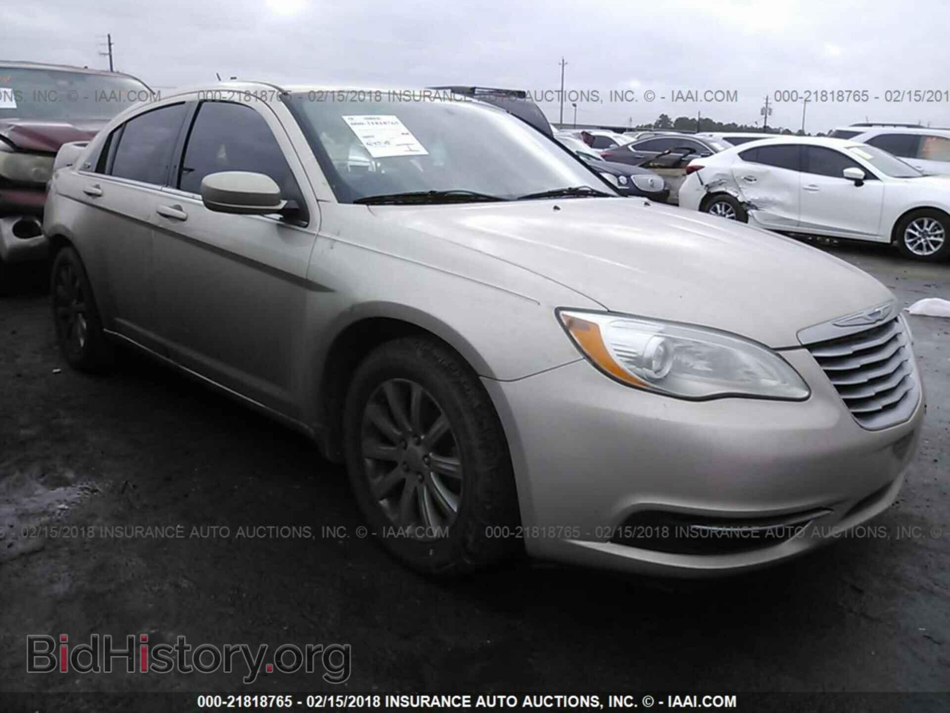 Photo 1C3CCBBB5DN729428 - Chrysler 200 2013