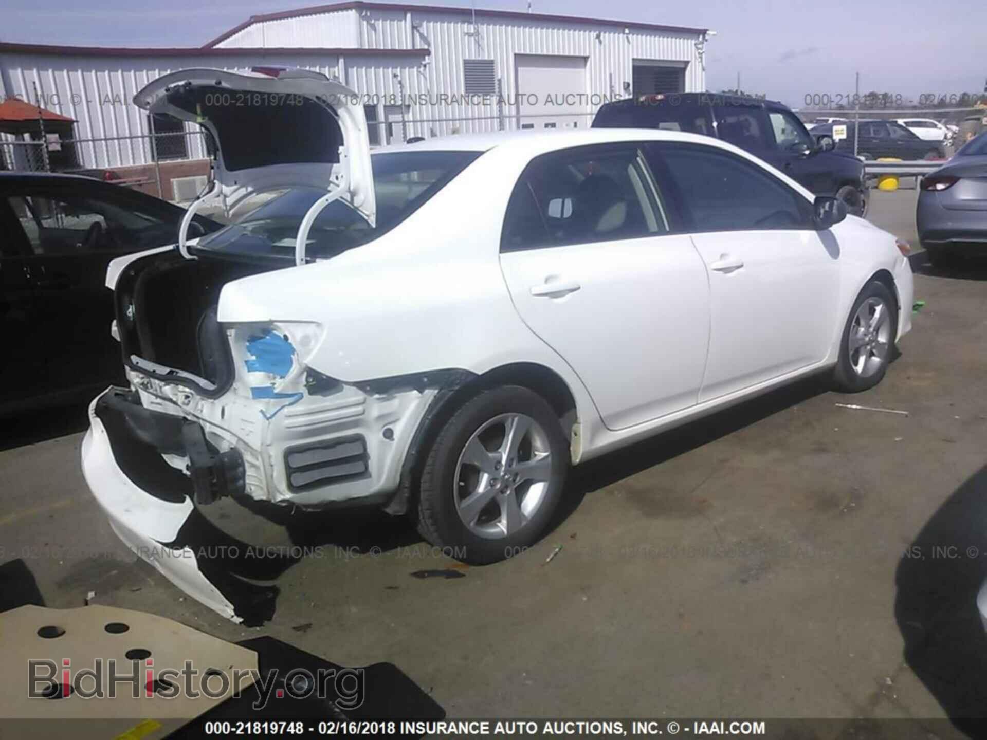 2013 Toyota Corolla - VIN: 2T1BU4EE1DC008709 - Photo 4