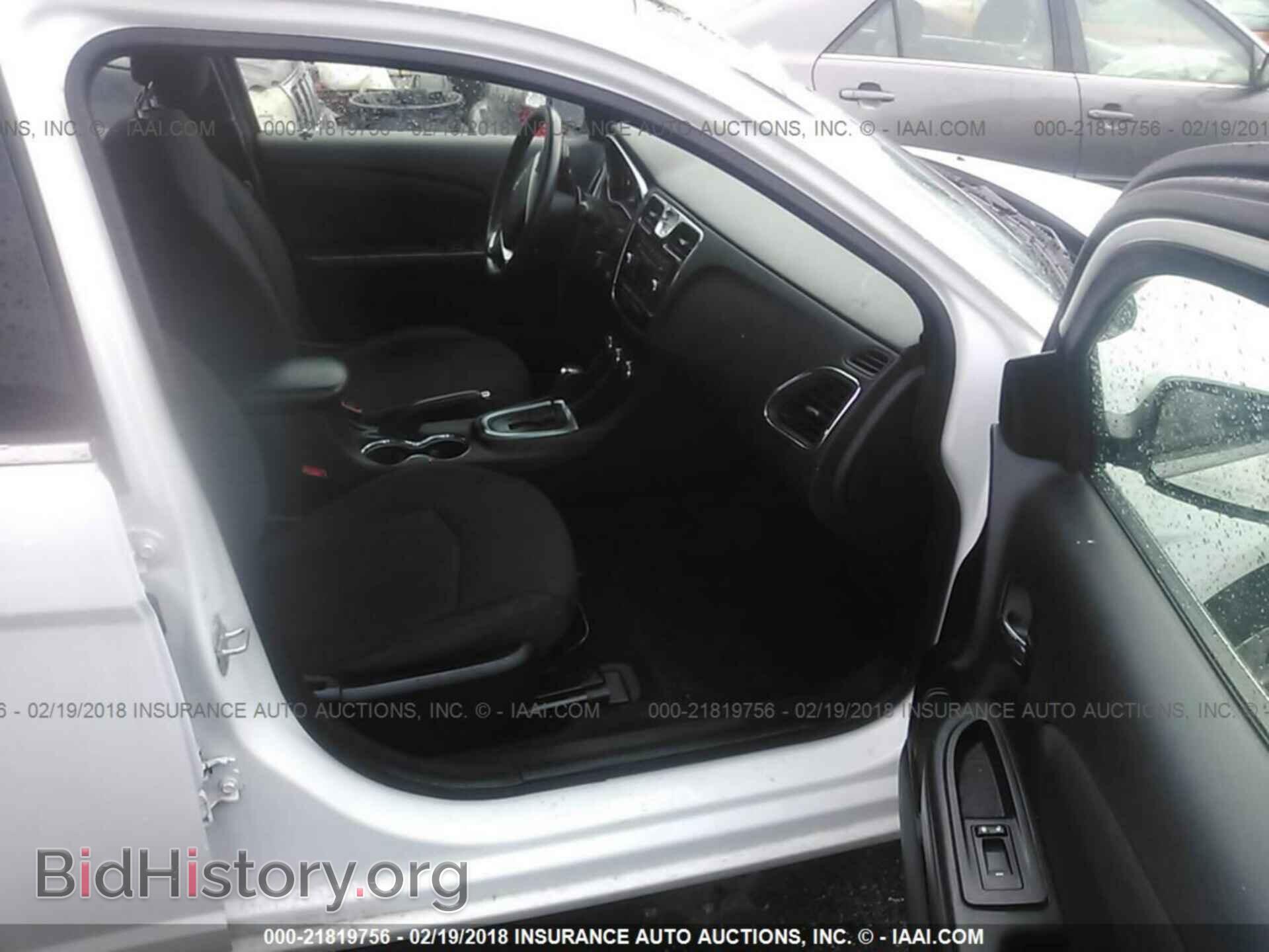 2013 Chrysler 200 - VIN: 1C3CCBBB3DN763058 - Фото 5