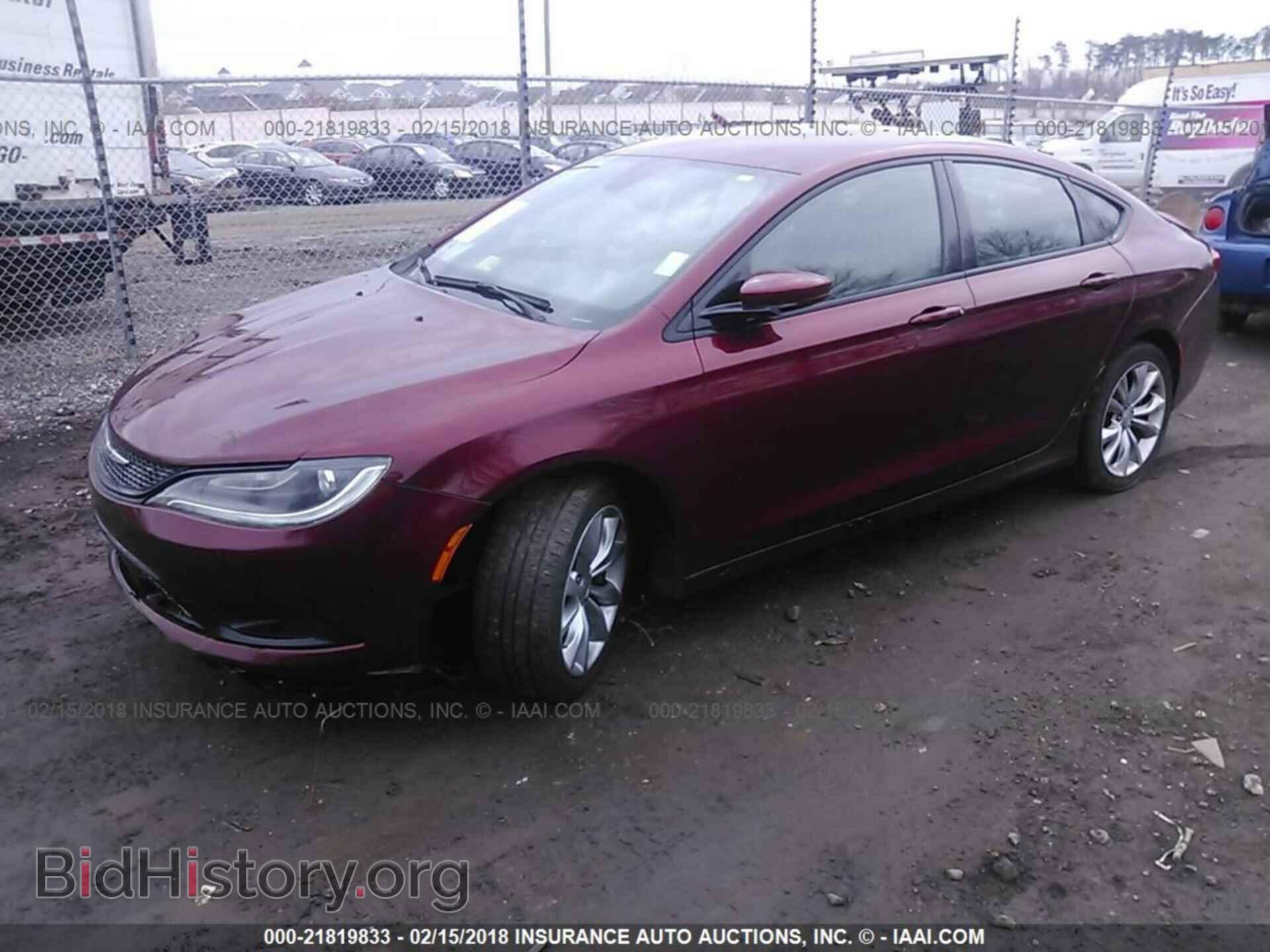 2015 Chrysler 200 - VIN: 1C3CCCBB0FN649558 - Photo 2