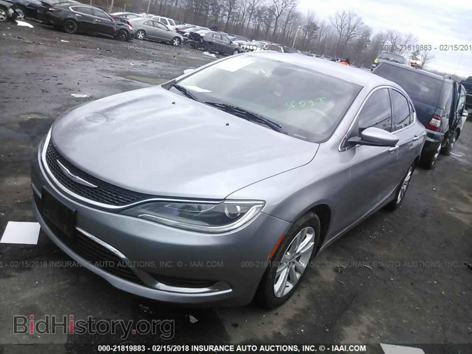 2015 Chrysler 200 - VIN: 1C3CCCAB6FN612533 - Фото 2