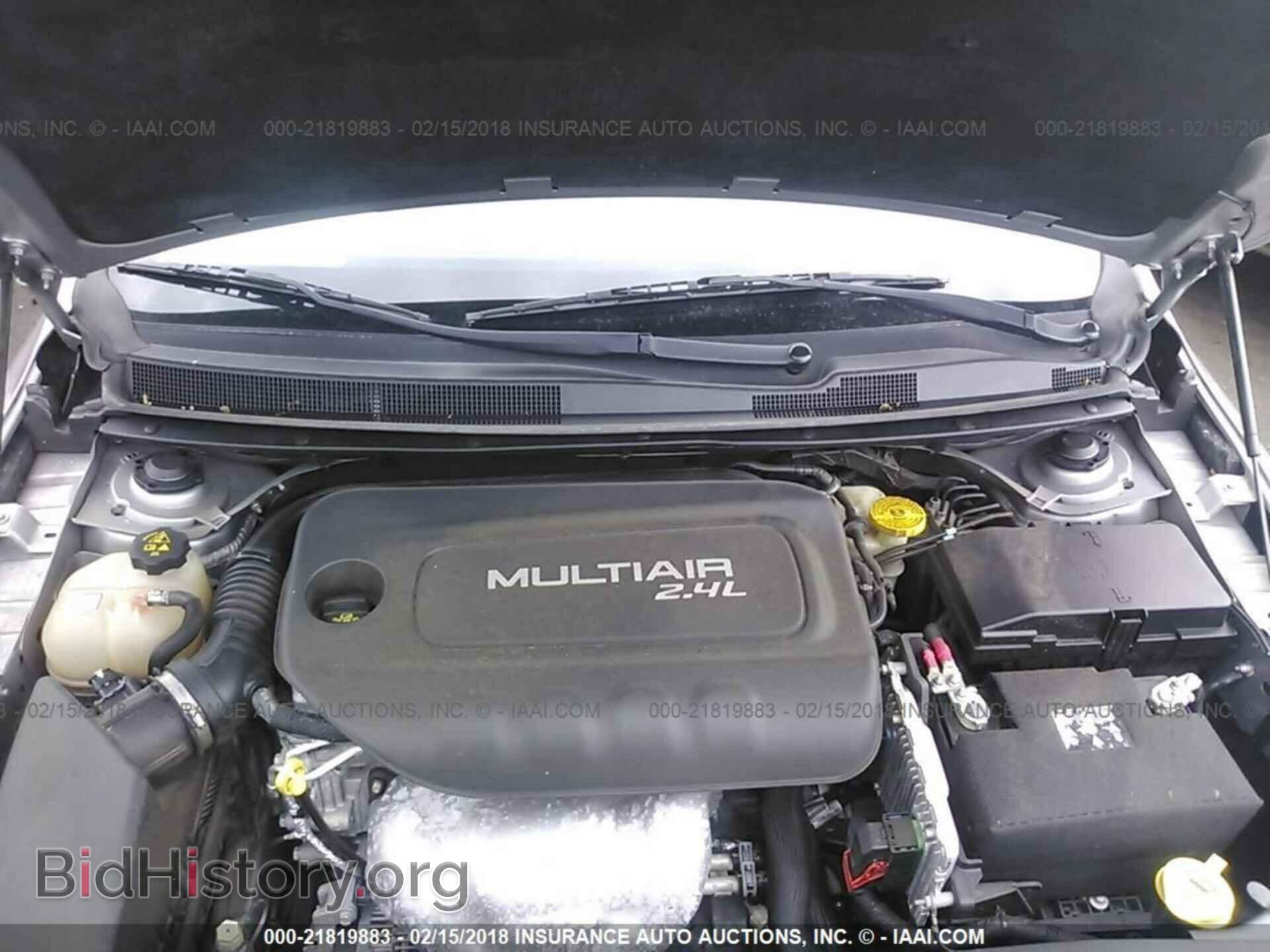 2015 Chrysler 200 - VIN: 1C3CCCAB6FN612533 - Фото 10