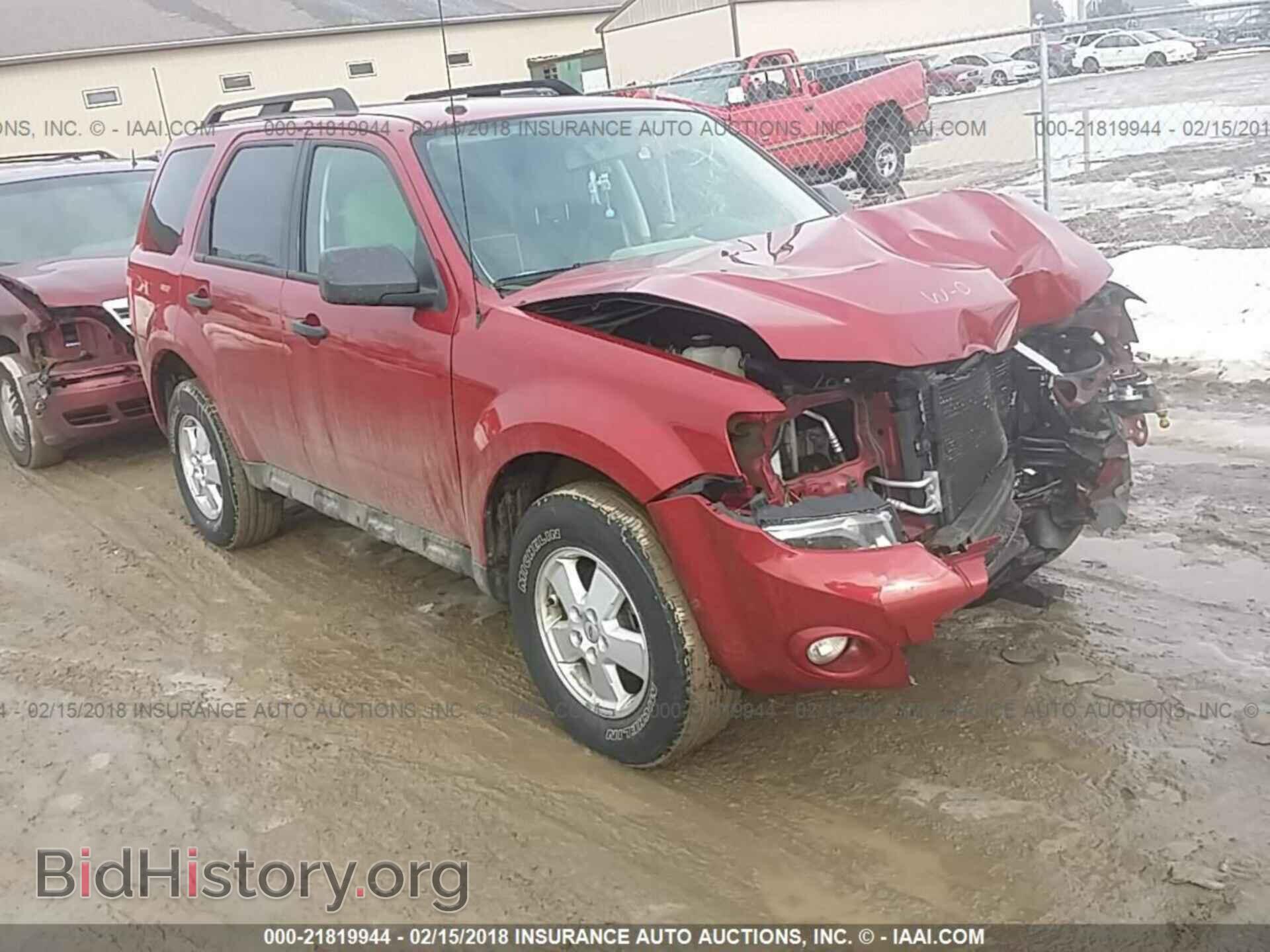 Photo 1FMCU9D74BKA49251 - Ford Escape 2011