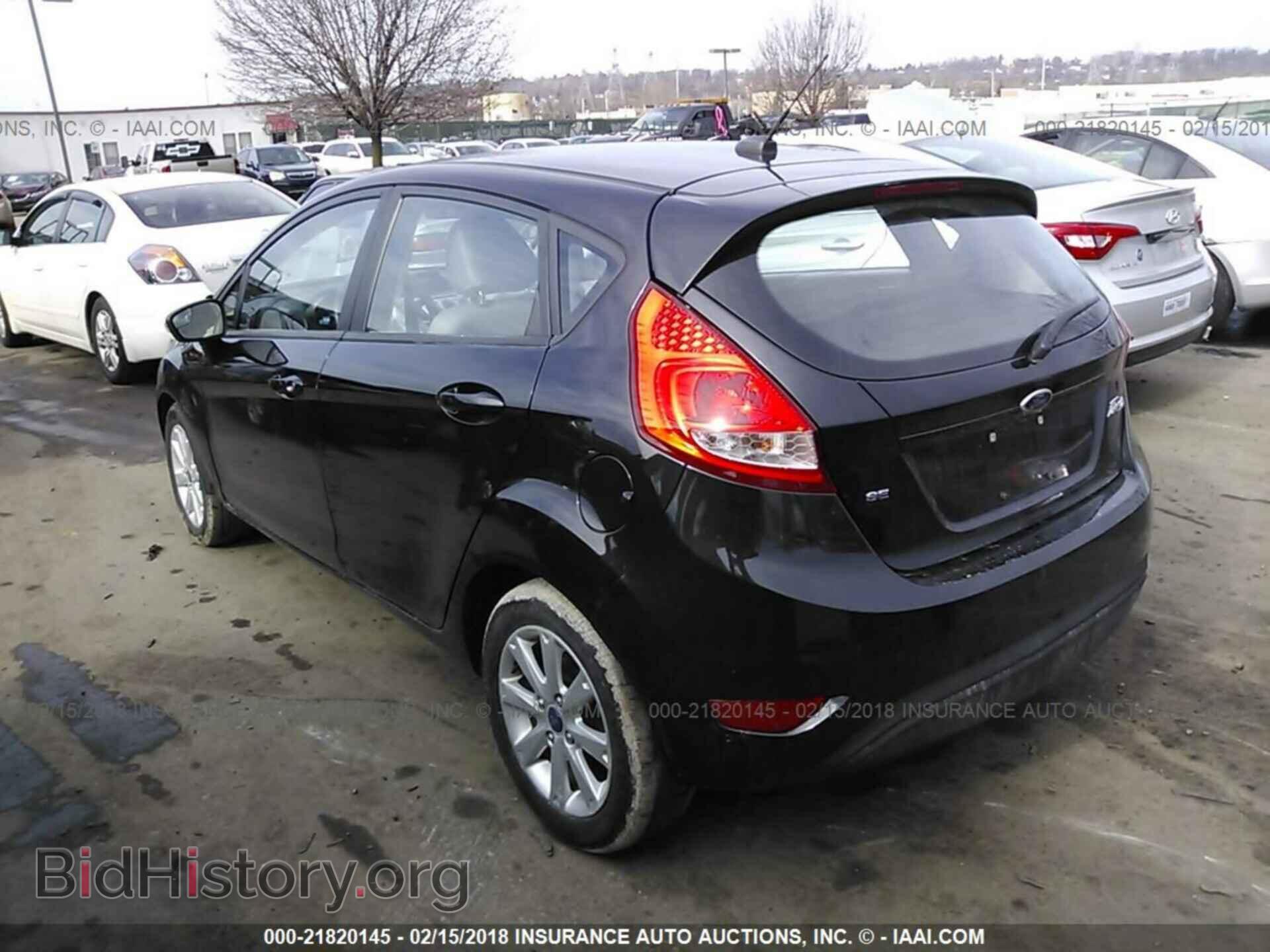 2013 Ford Fiesta - VIN: 3FADP4EJ4DM183000 - Фото 3
