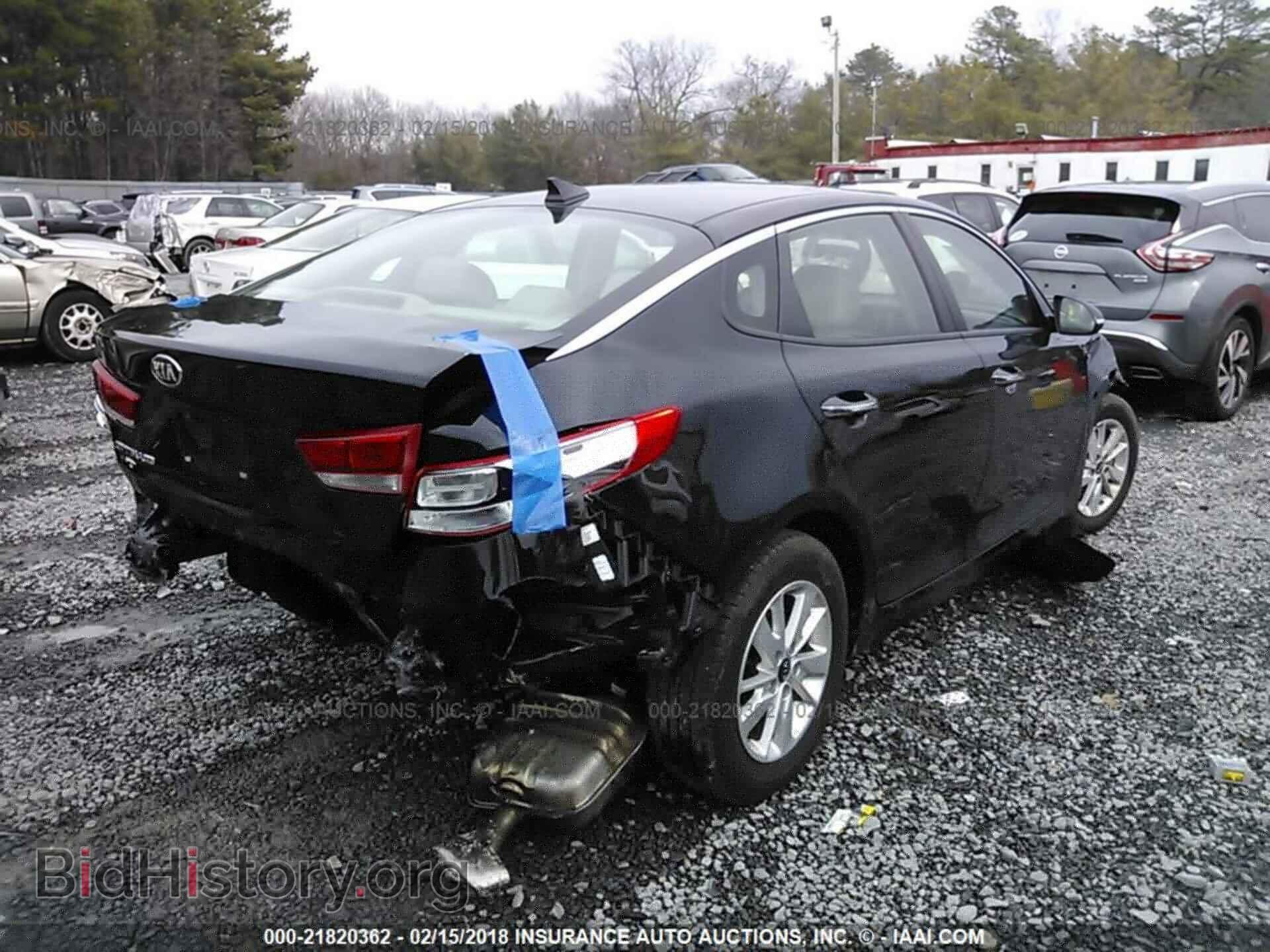 2016 Kia Optima - VIN: 5XXGT4L34GG026340 - Photo 4